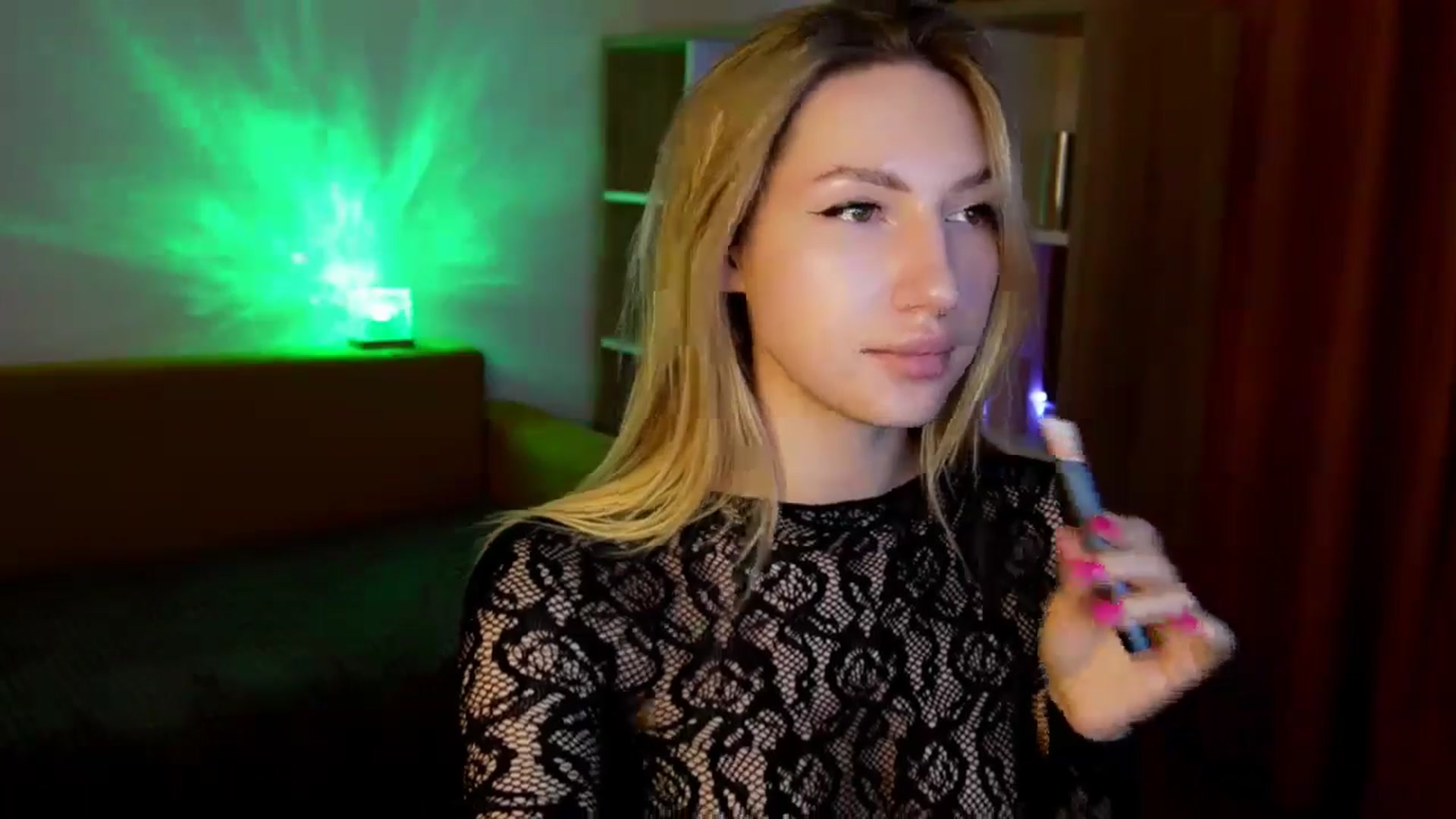 Gallery image thumbnail from LovelyGin's myfreecams stream on, 06/06/2025, 12:58 image 18 of 20