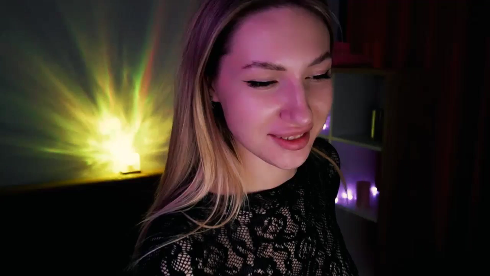 Gallery image thumbnail from LovelyGin's myfreecams stream on, 06/06/2025, 18:28 image 17 of 20
