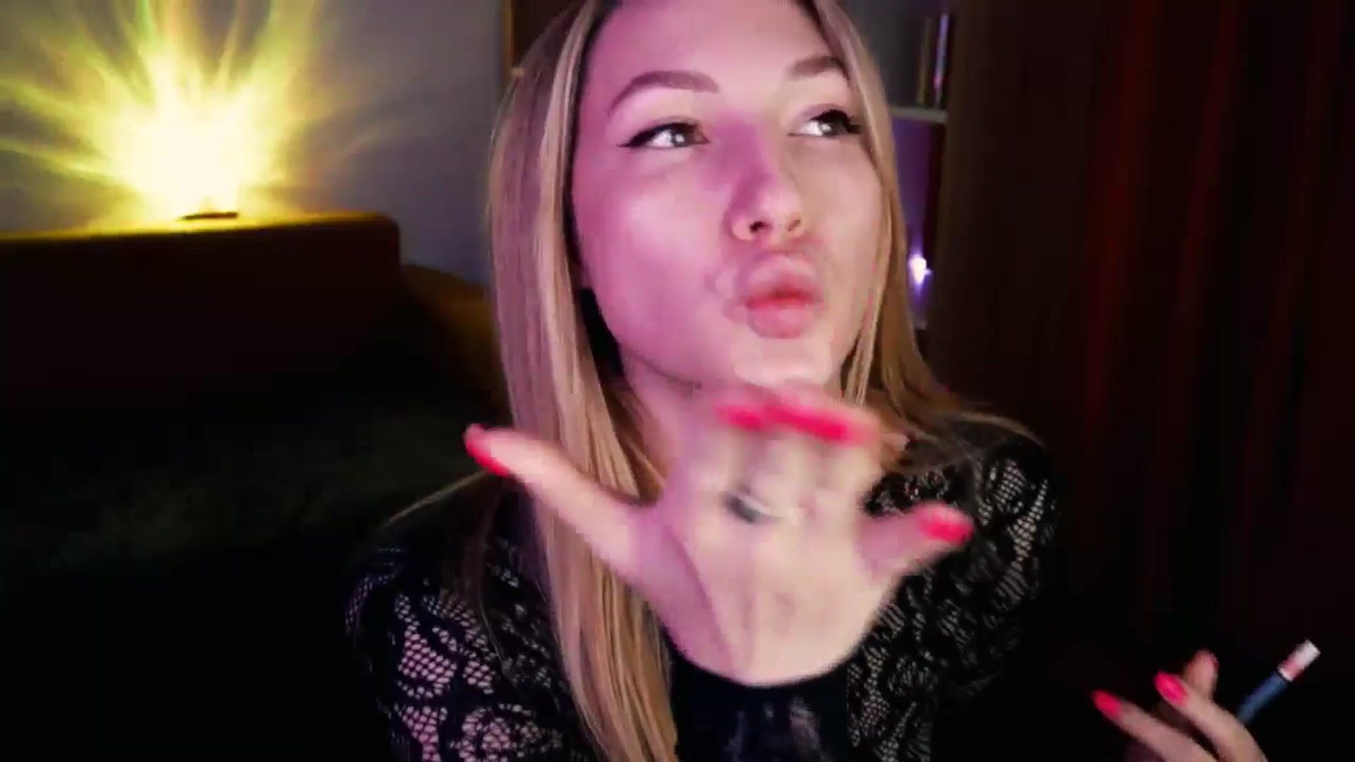 Gallery image thumbnail from LovelyGin's myfreecams stream on, 06/06/2025, 18:28 image 4 of 20