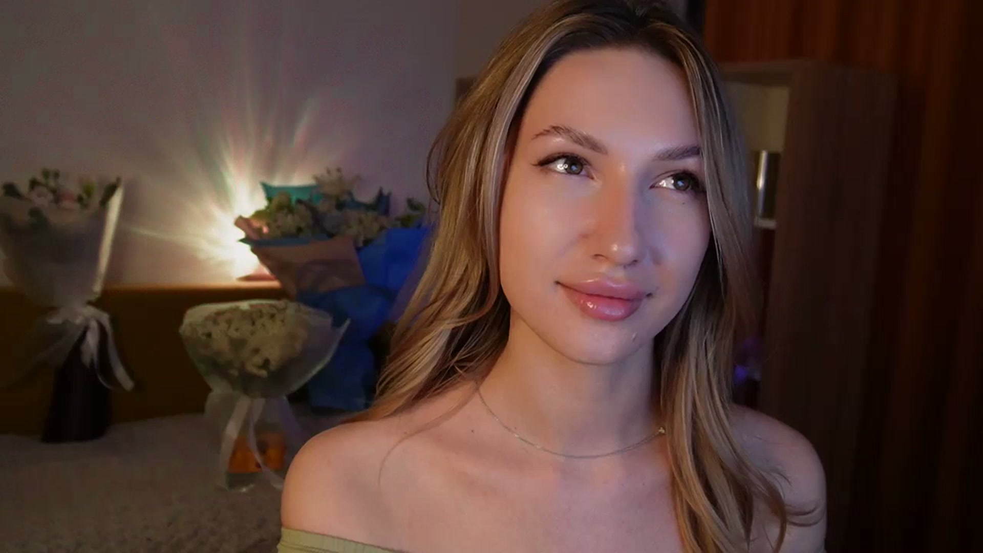Gallery image thumbnail from LovelyGin's myfreecams stream on, 06/10/2025, 17:02 image 12 of 20