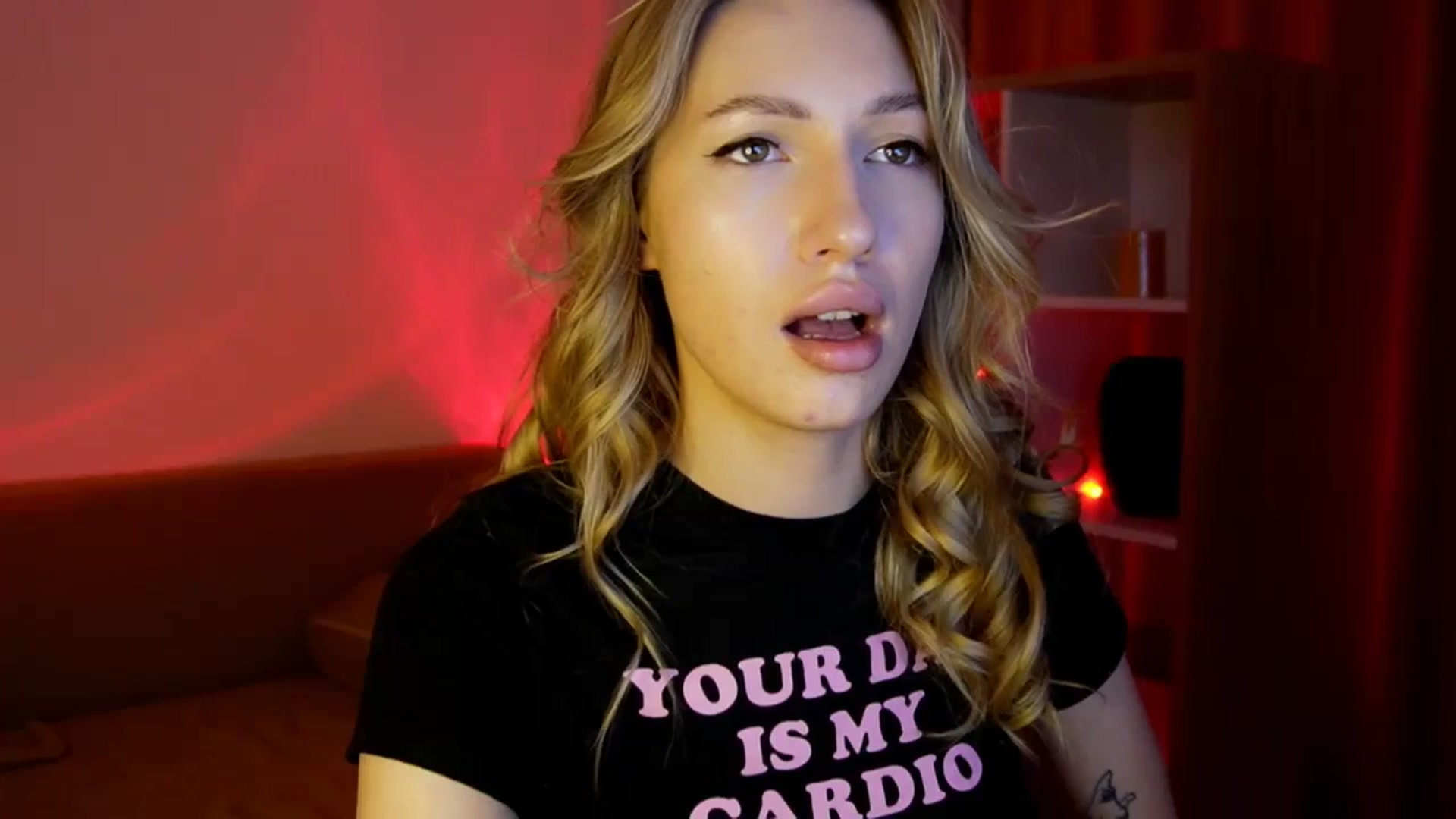Gallery image thumbnail from LovelyGin's myfreecams stream on, 06/17/2025, 14:20 image 8 of 20