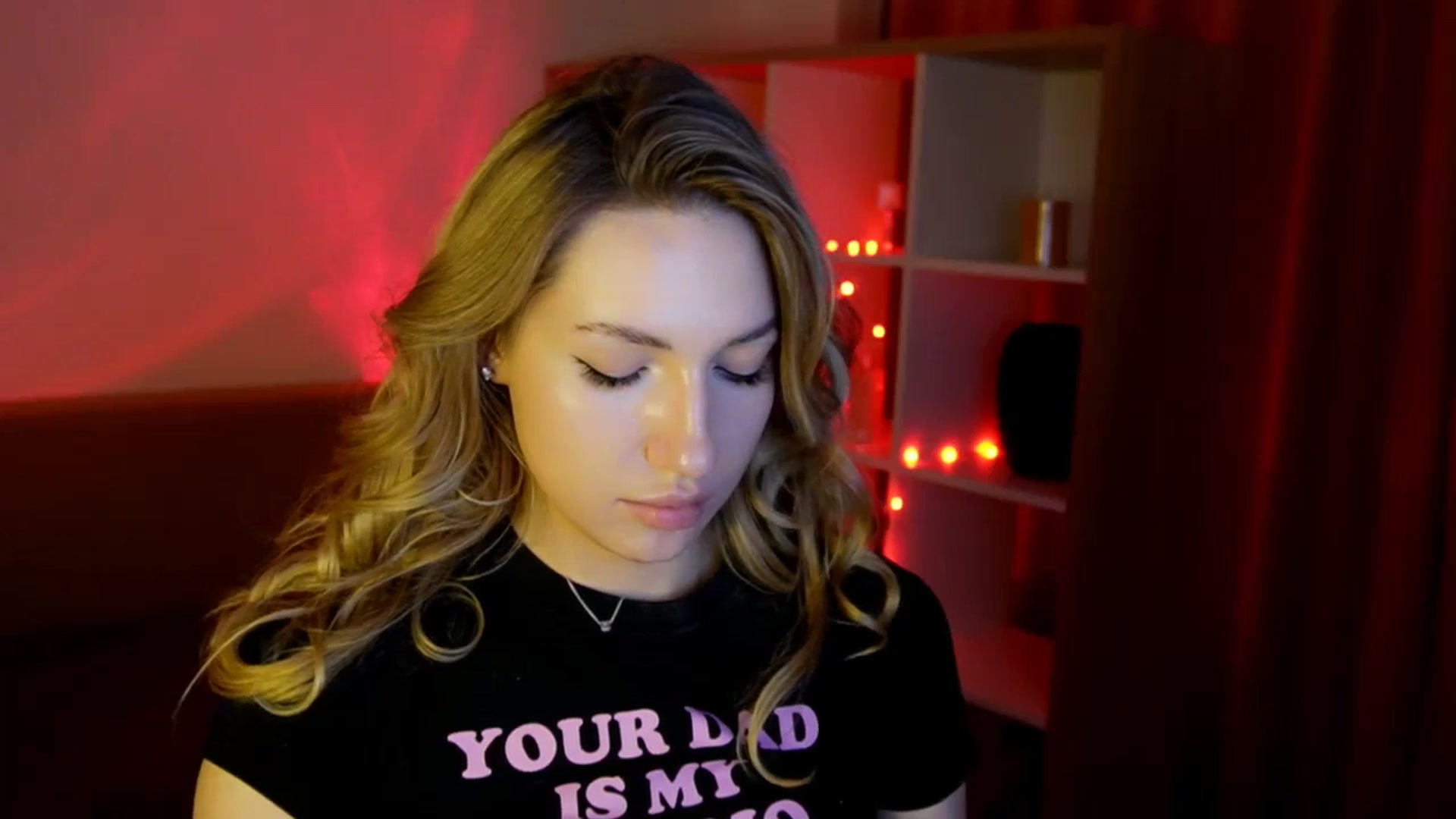Gallery image thumbnail from LovelyGin's myfreecams stream on, 06/17/2025, 15:38 image 5 of 20