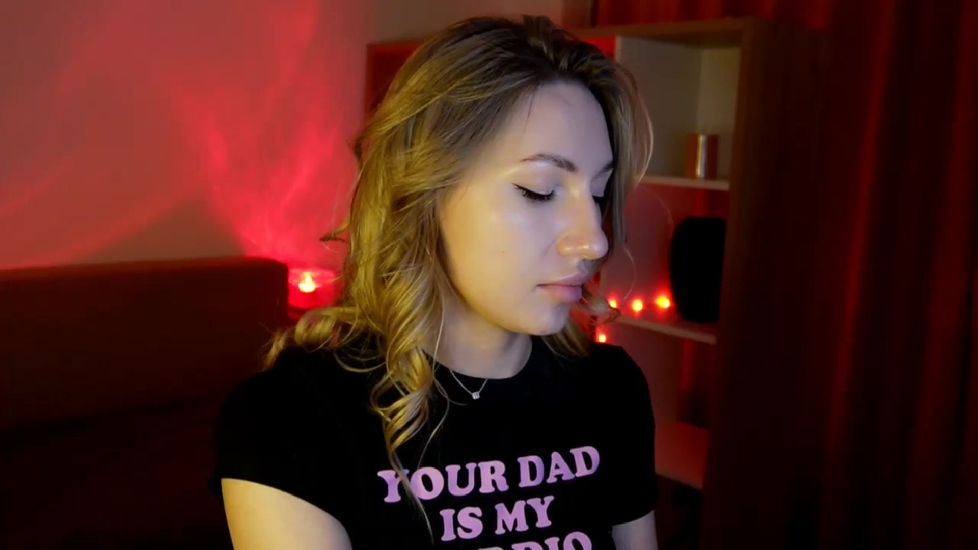 Gallery image thumbnail from LovelyGin's myfreecams stream on, 06/17/2025, 15:38 image 4 of 20