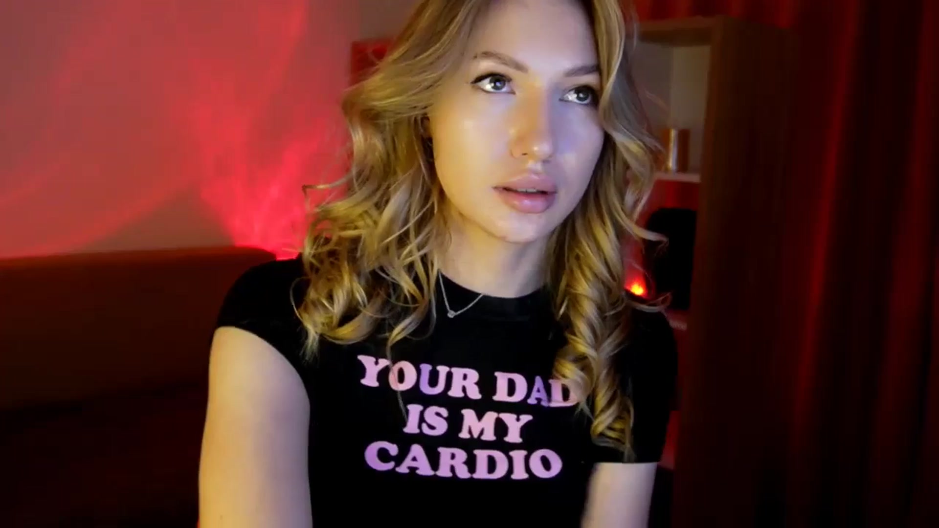Gallery image thumbnail from LovelyGin's myfreecams stream on, 06/17/2025, 15:38 image 10 of 20