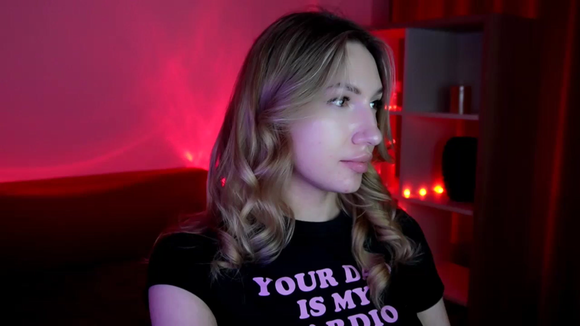 Gallery image thumbnail from LovelyGin's myfreecams stream on, 06/17/2025, 18:09 image 2 of 20