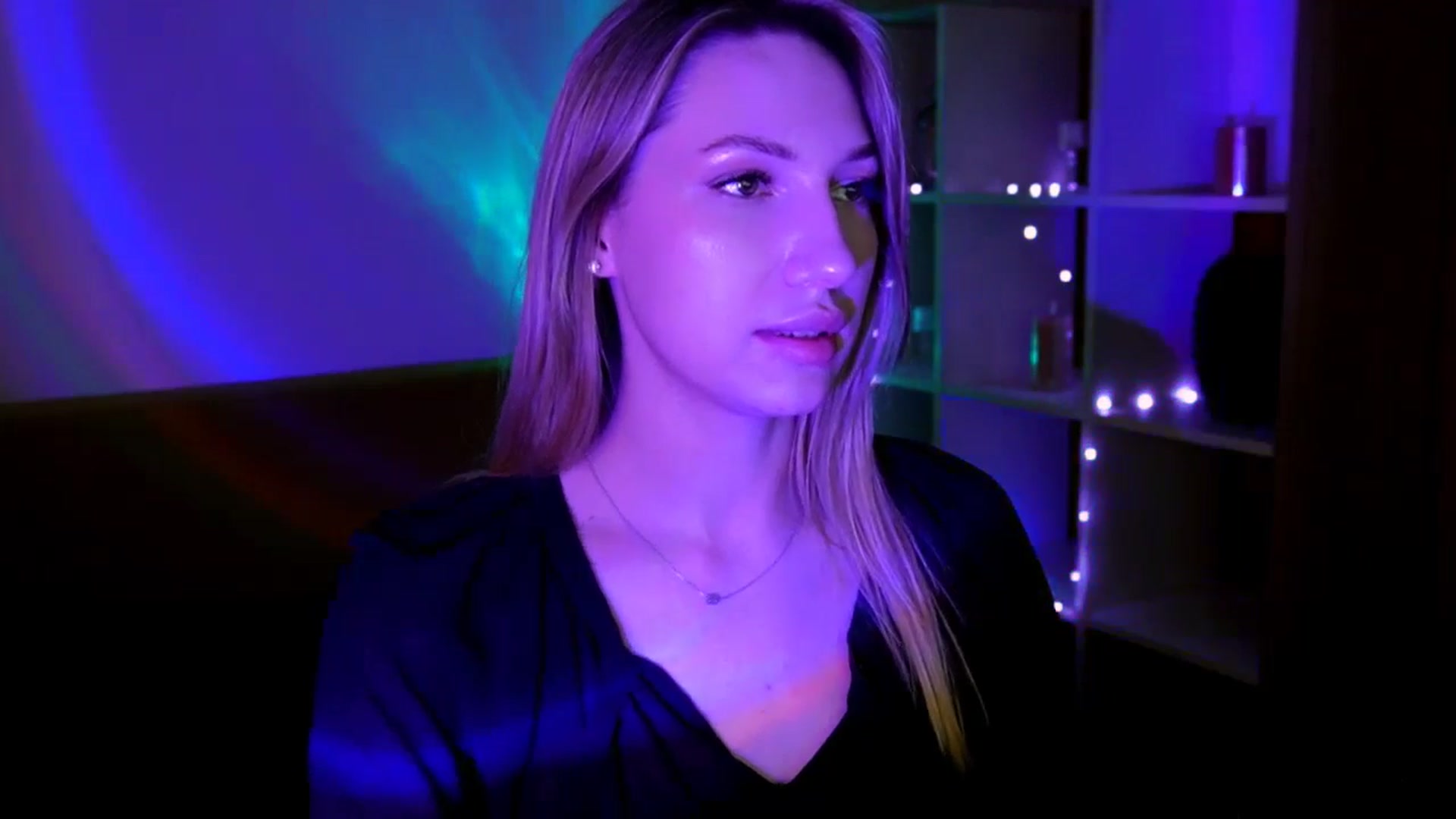 Gallery image thumbnail from LovelyGin's myfreecams stream on, 06/18/2025, 13:28 image 5 of 20