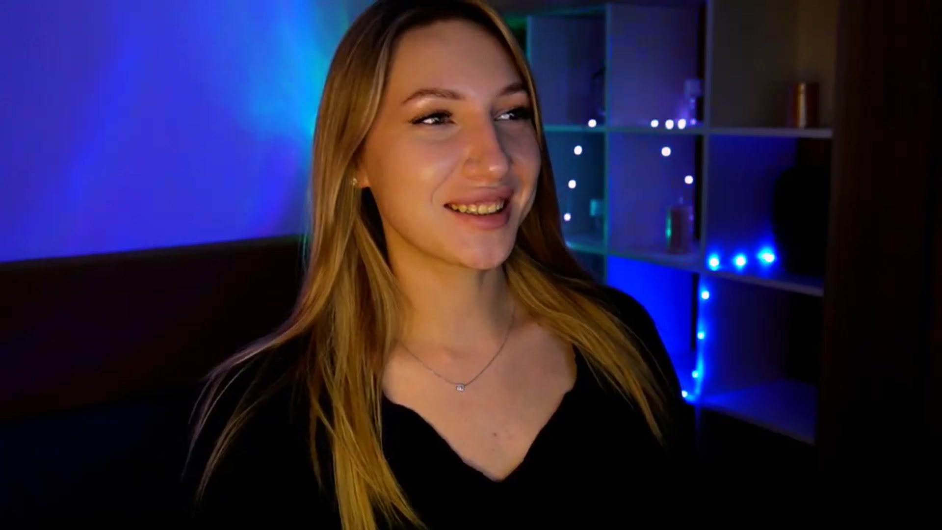 Gallery image thumbnail from LovelyGin's myfreecams stream on, 06/18/2025, 13:28 image 18 of 20