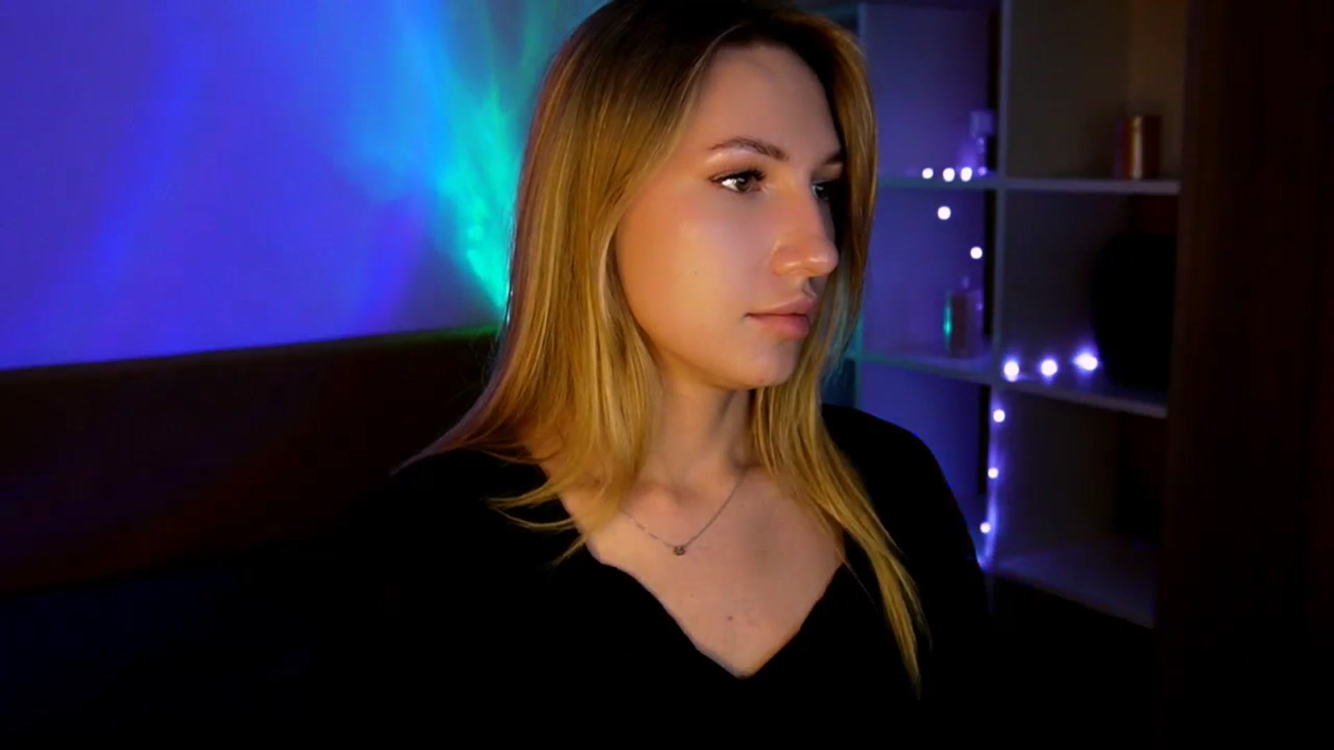 Gallery image thumbnail from LovelyGin's myfreecams stream on, 06/18/2025, 13:28 image 12 of 20