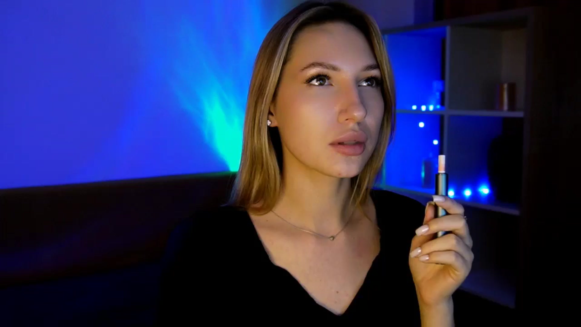 Gallery image thumbnail from LovelyGin's myfreecams stream on, 06/18/2025, 14:30 image 6 of 20
