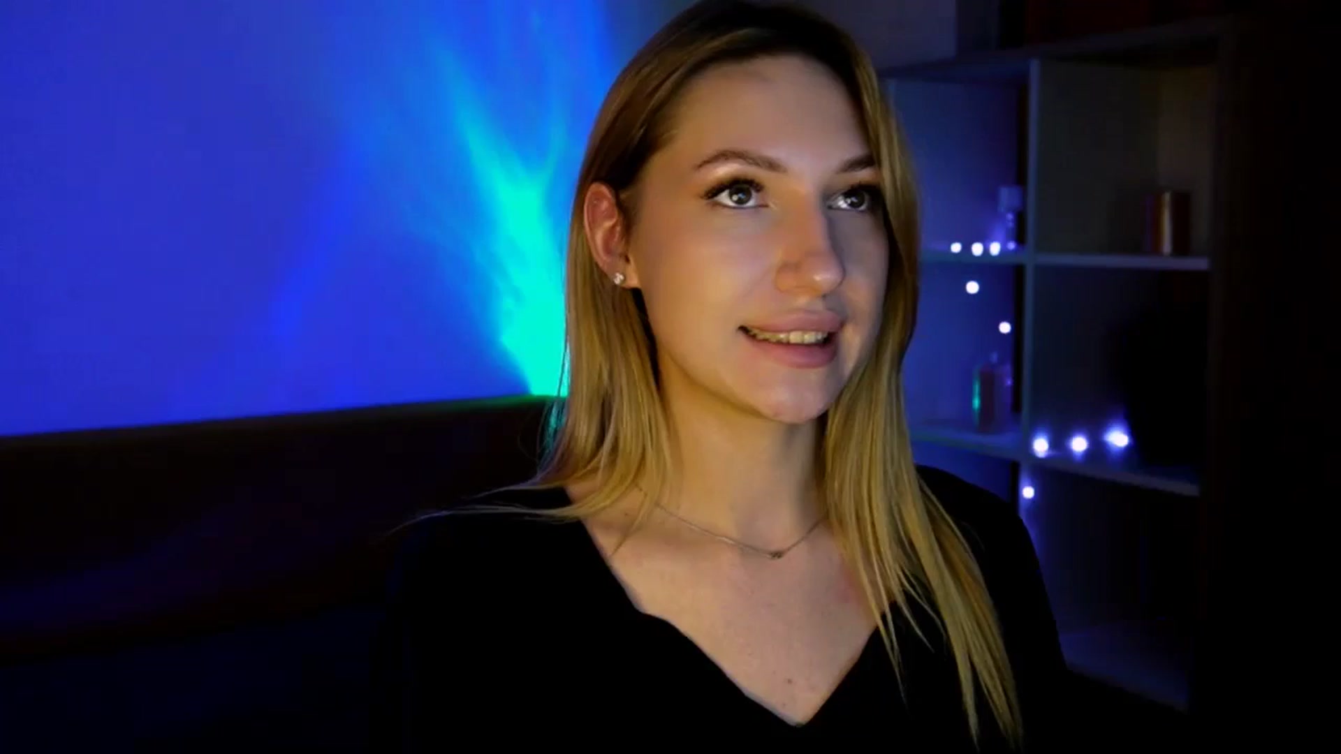 Gallery image thumbnail from LovelyGin's myfreecams stream on, 06/18/2025, 14:30 image 9 of 20