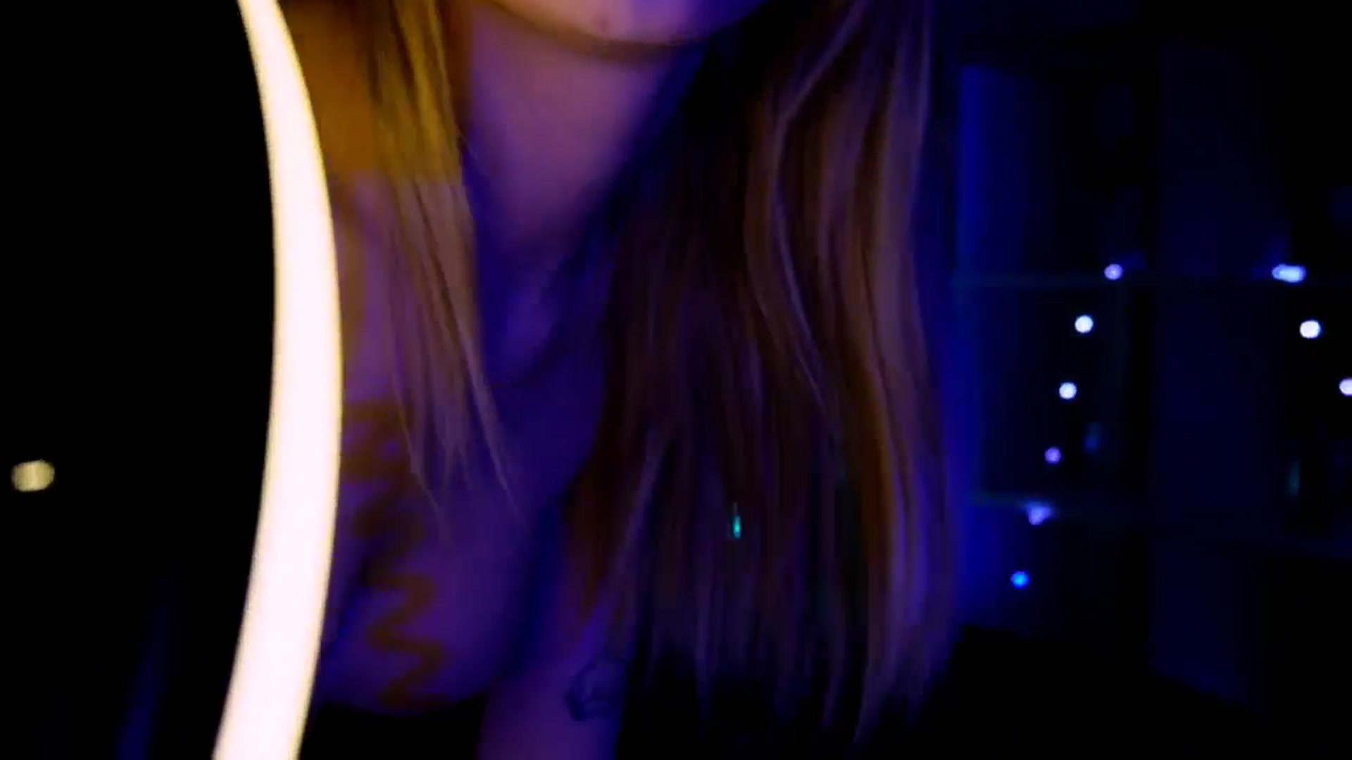 Gallery image thumbnail from LovelyGin's myfreecams stream on, 06/18/2025, 16:07 image 13 of 20