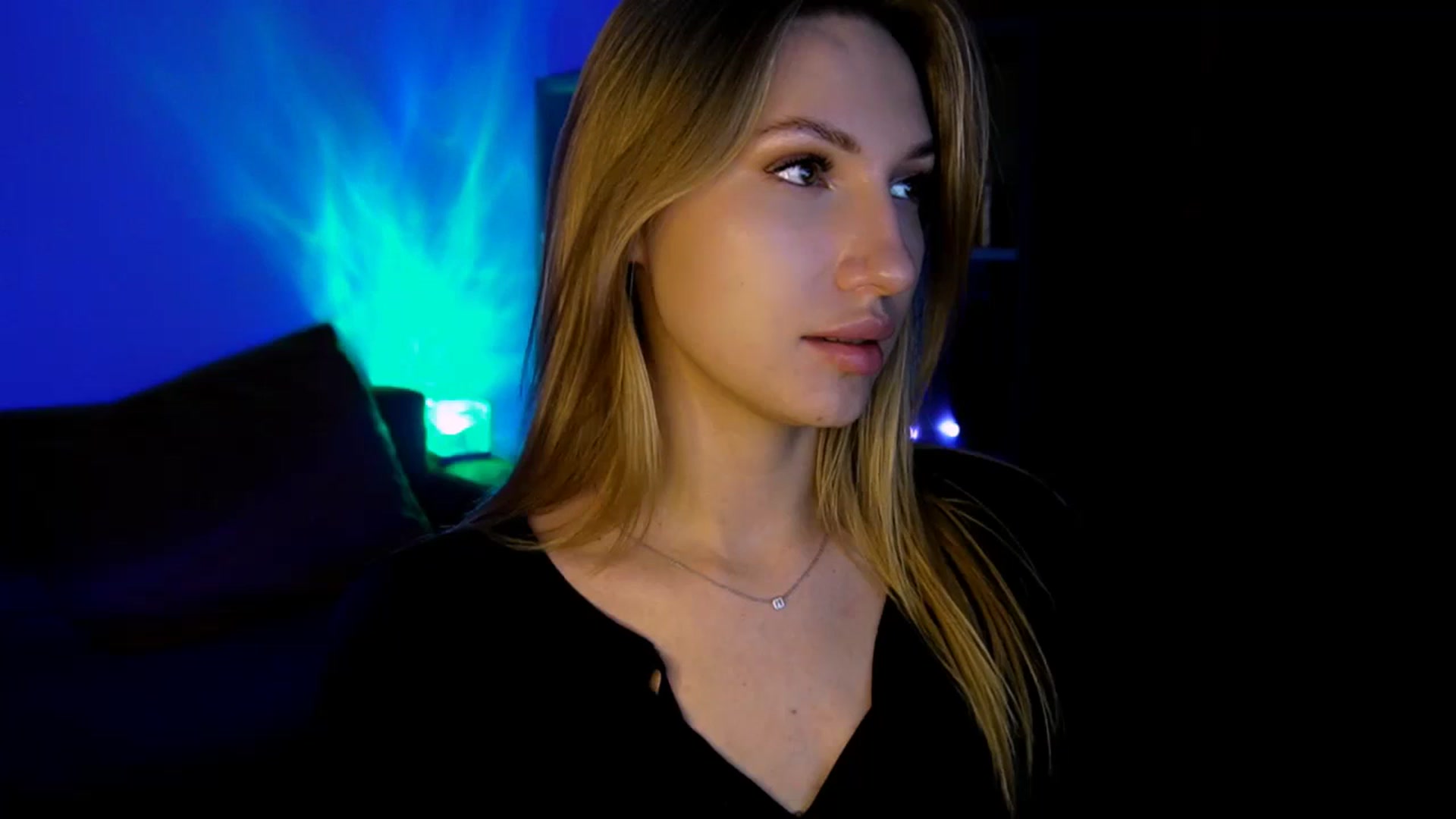 Gallery image thumbnail from LovelyGin's myfreecams stream on, 06/18/2025, 17:55 image 5 of 20