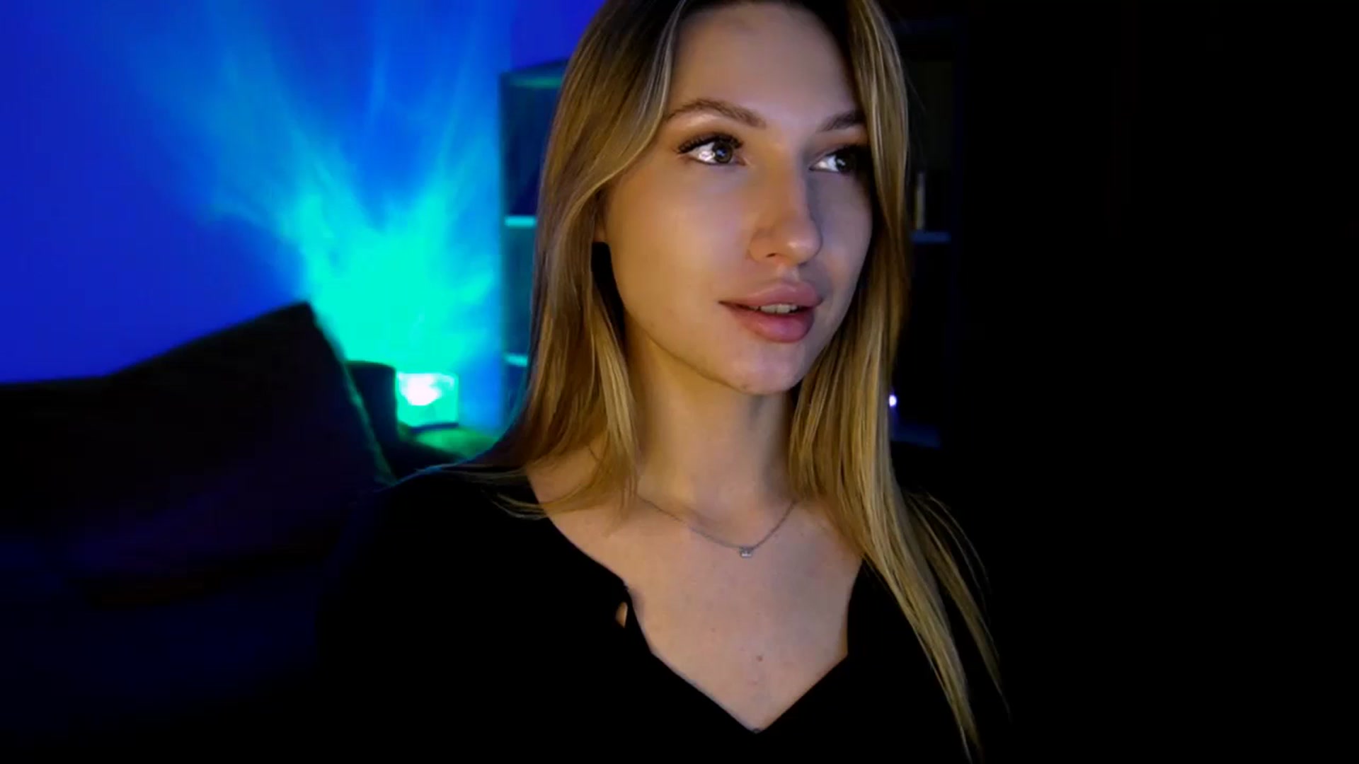 Gallery image thumbnail from LovelyGin's myfreecams stream on, 06/18/2025, 17:55 image 6 of 20