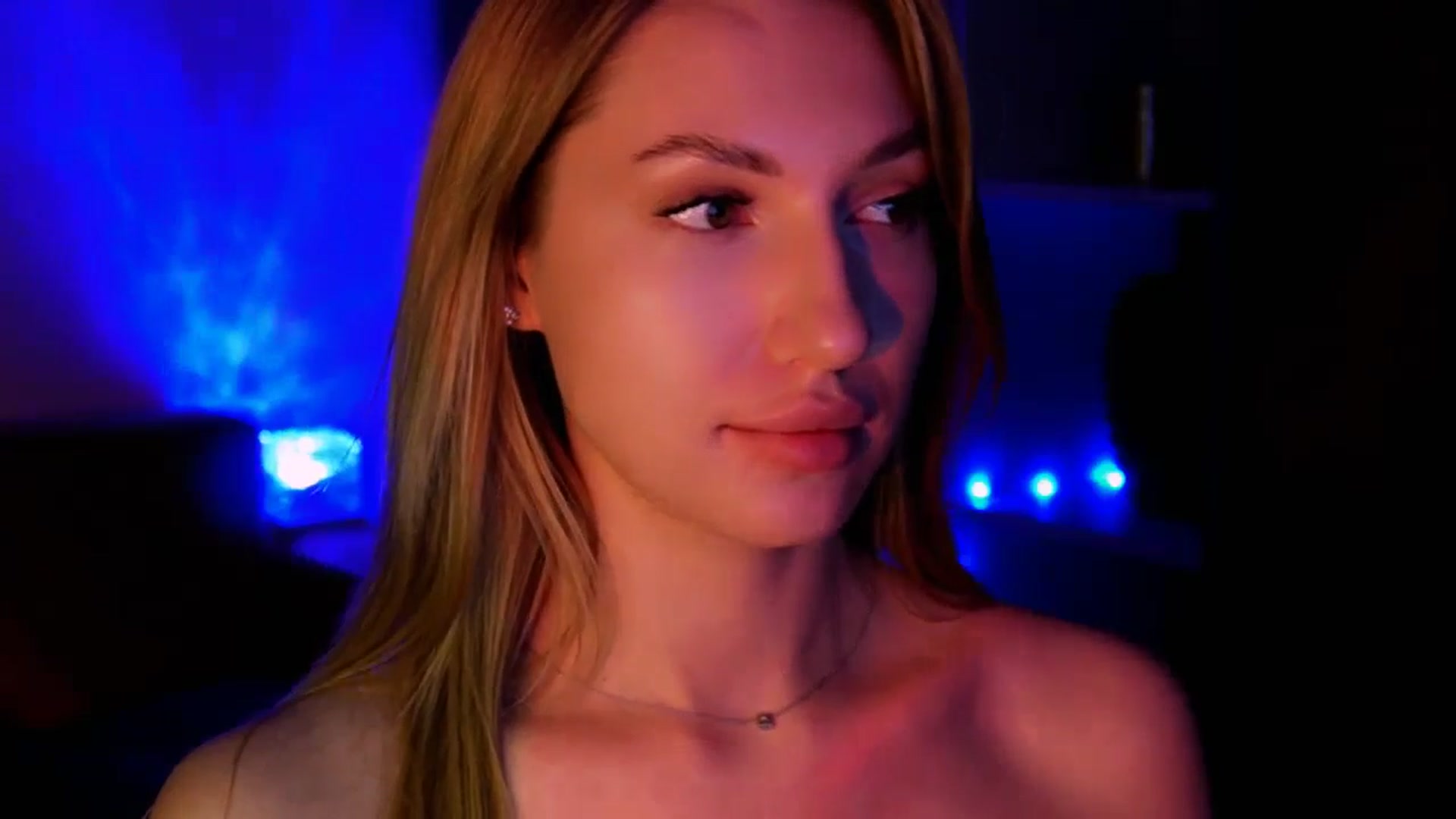 Gallery image thumbnail from LovelyGin's myfreecams stream on, 06/20/2025, 16:52 image 14 of 20