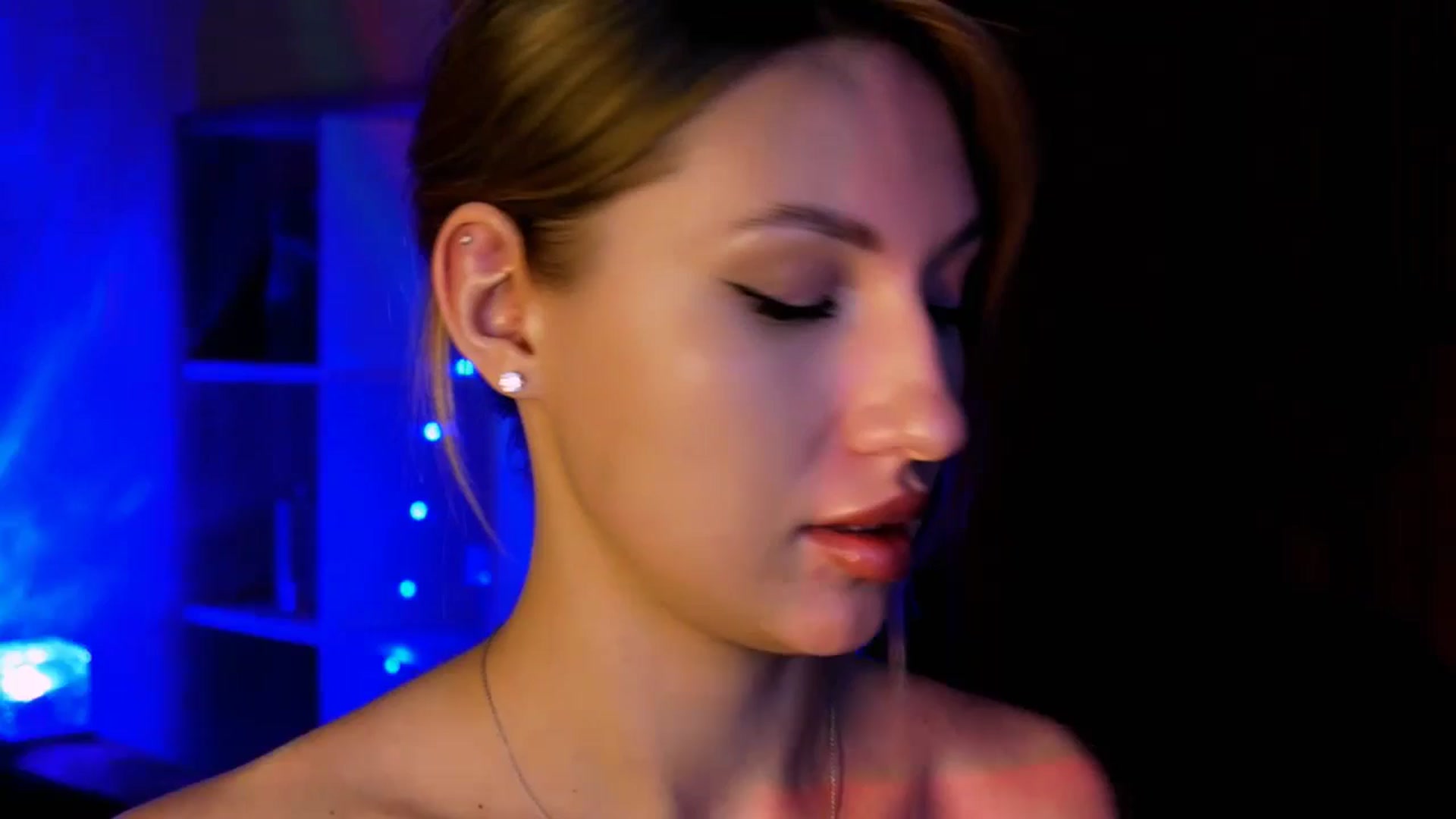 Gallery image thumbnail from LovelyGin's myfreecams stream on, 06/20/2025, 18:14 image 1 of 20