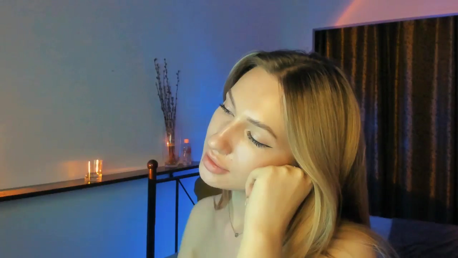 Gallery image thumbnail from LovelyGin's myfreecams stream on, 06/30/2025, 19:04 image 2 of 20