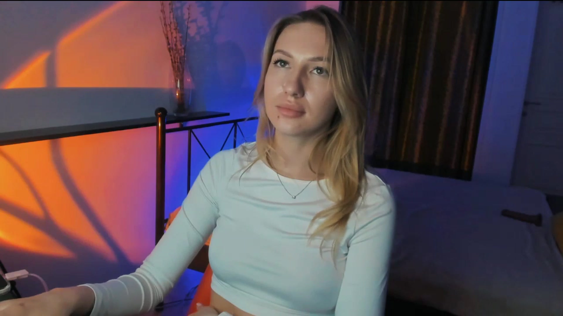 Gallery image thumbnail from LovelyGin's myfreecams stream on, 07/01/2025, 19:07 image 6 of 20