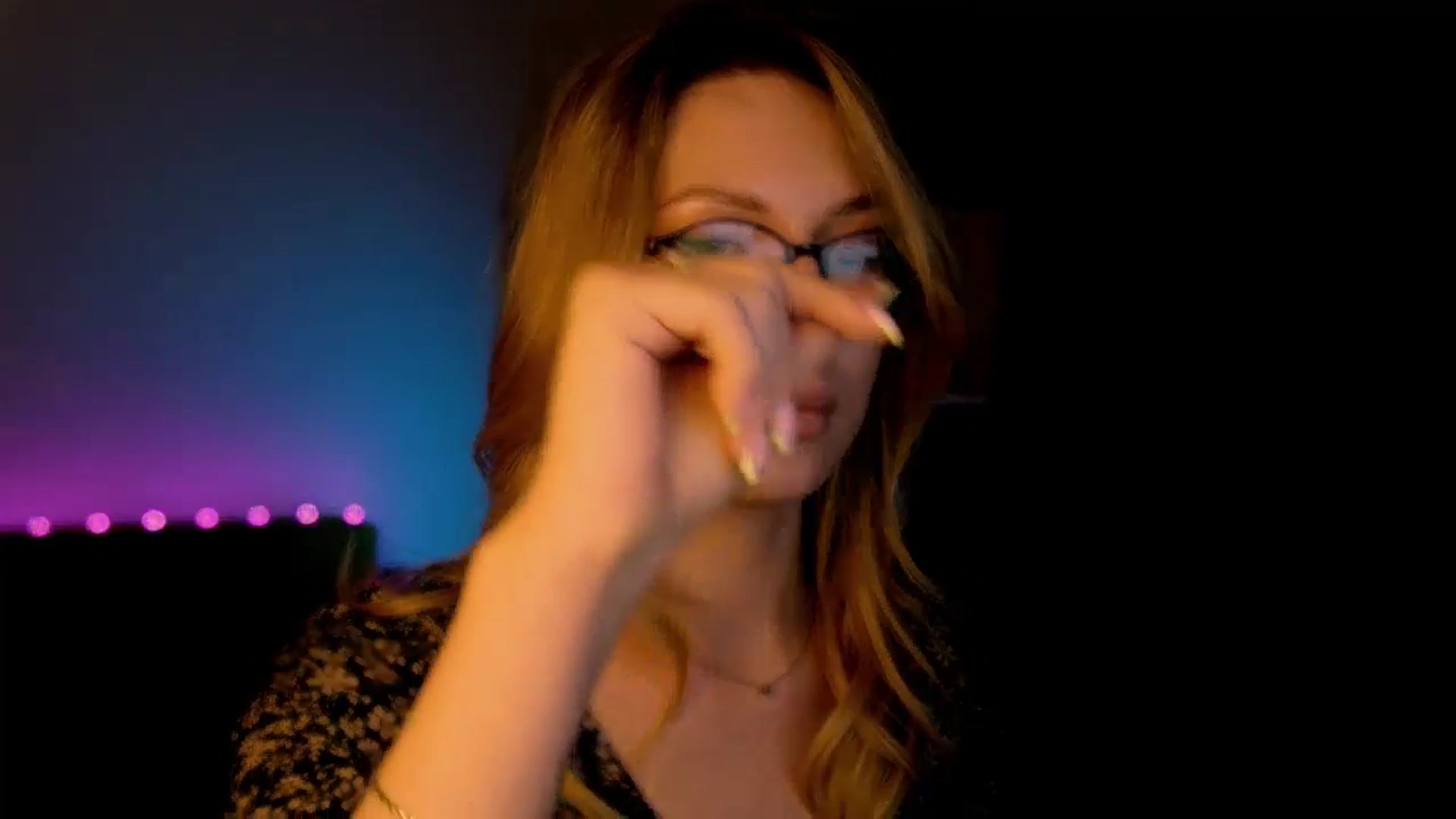 Gallery image thumbnail from LovelyGin's myfreecams stream on, 07/02/2025, 17:14 image 6 of 20