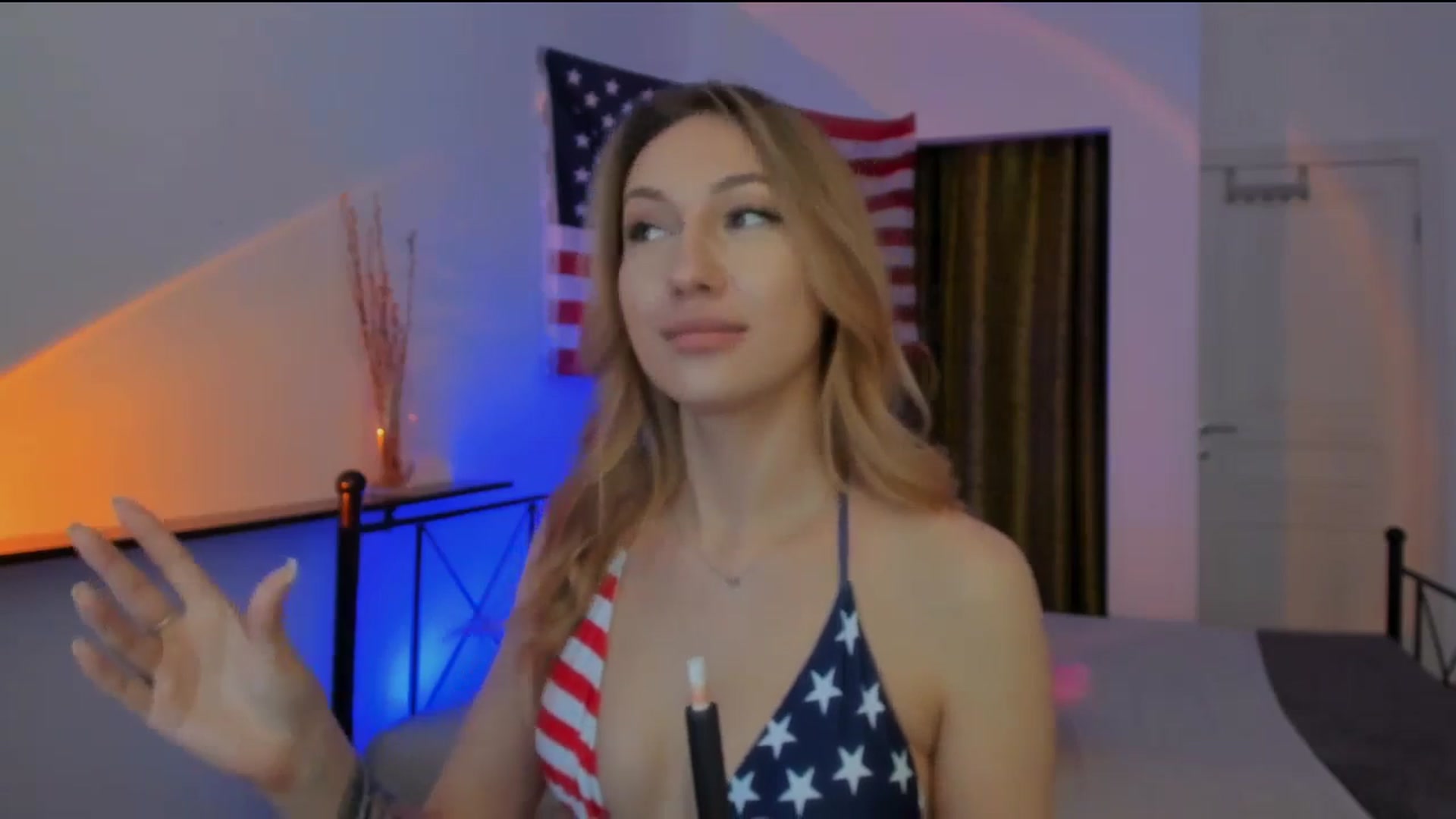 Gallery image thumbnail from LovelyGin's myfreecams stream on, 07/04/2025, 15:38 image 12 of 20
