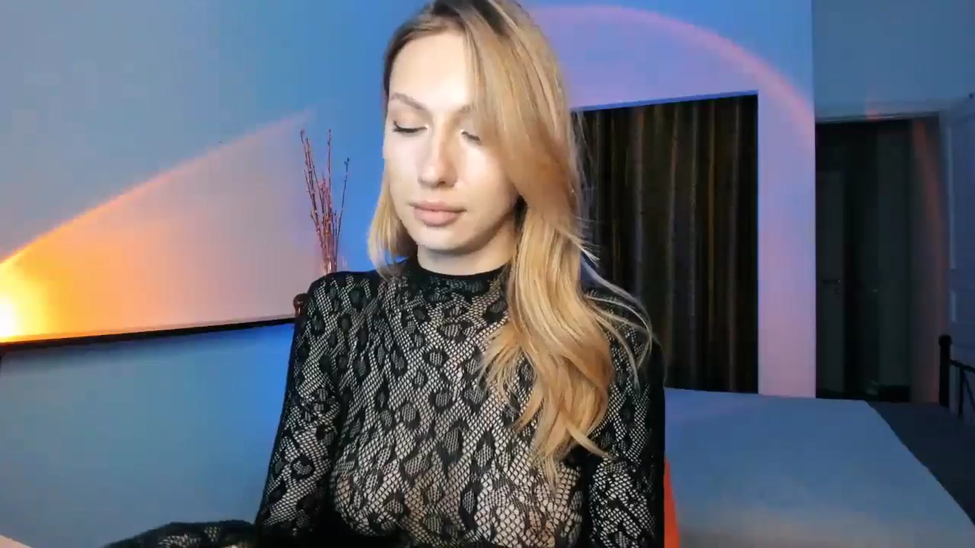 Gallery image thumbnail from LovelyGin's myfreecams stream on, 07/08/2025, 17:46 image 16 of 20