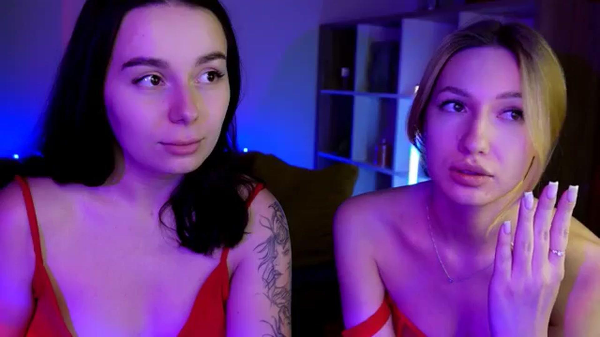 Gallery image thumbnail from LovelyGin's myfreecams stream on, 07/10/2025, 18:35 image 20 of 20