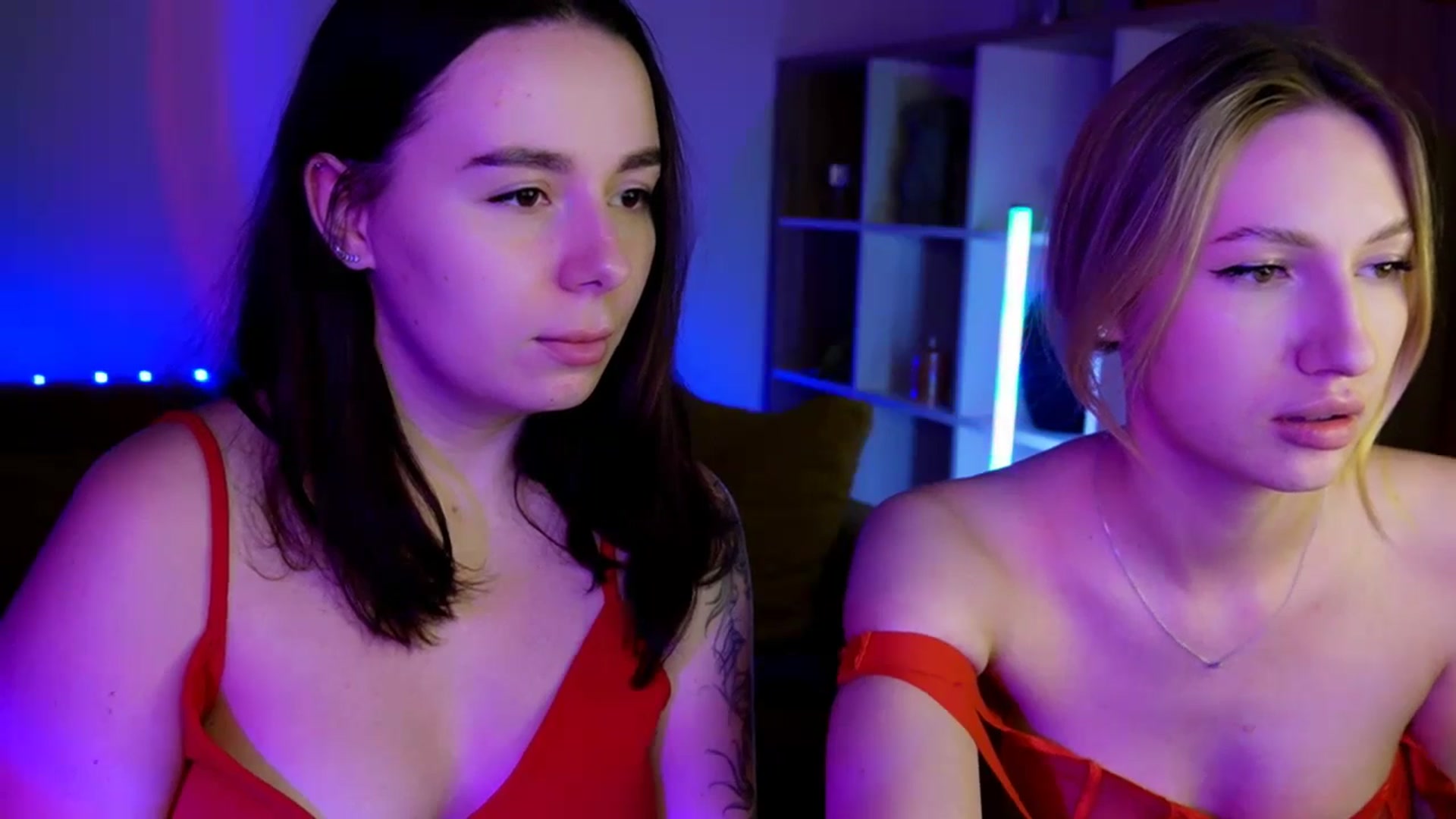 Gallery image thumbnail from LovelyGin's myfreecams stream on, 07/10/2025, 18:55 image 13 of 20