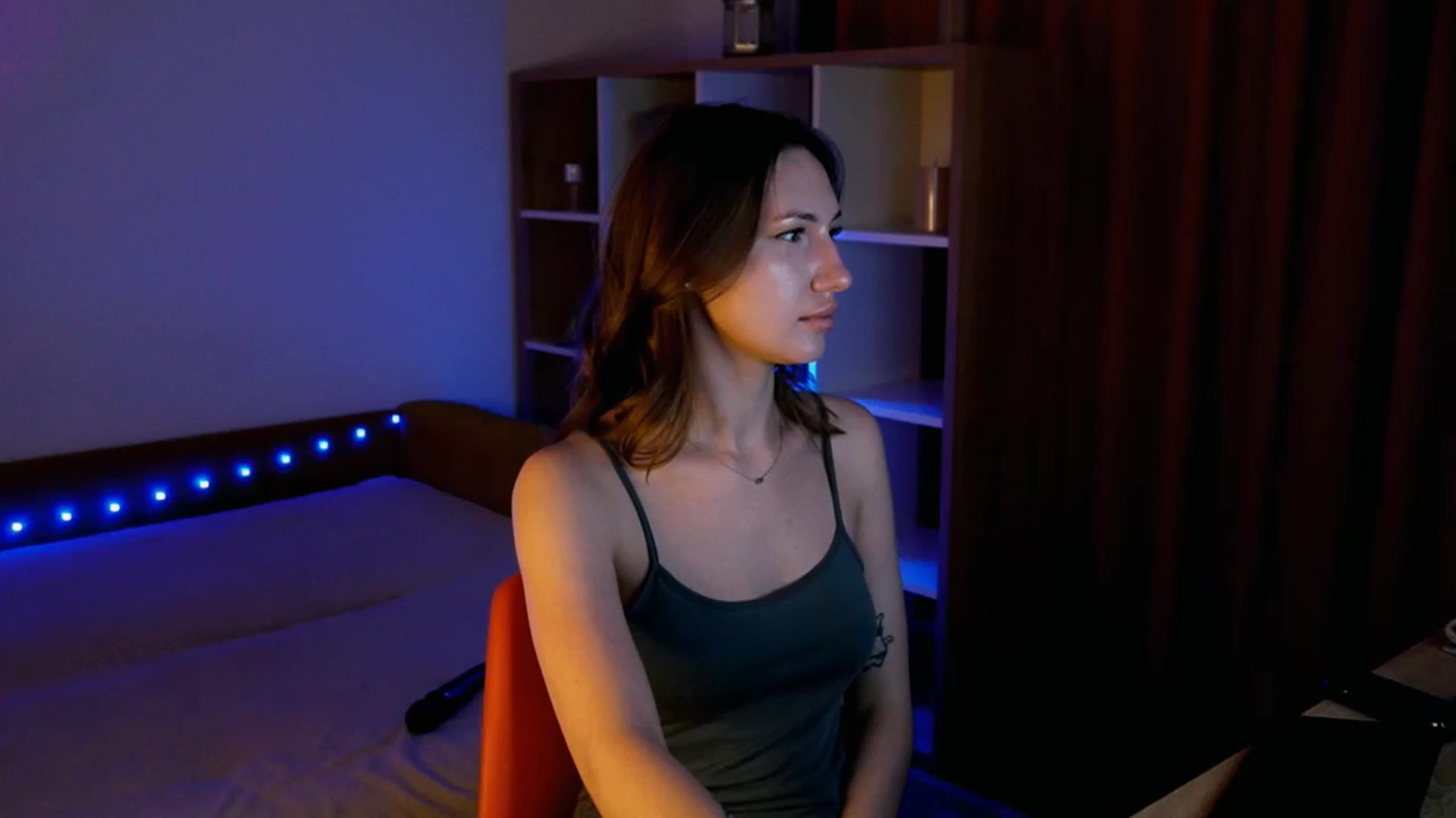Gallery image thumbnail from LovelyGin's myfreecams stream on, 07/18/2025, 14:23 image 13 of 20