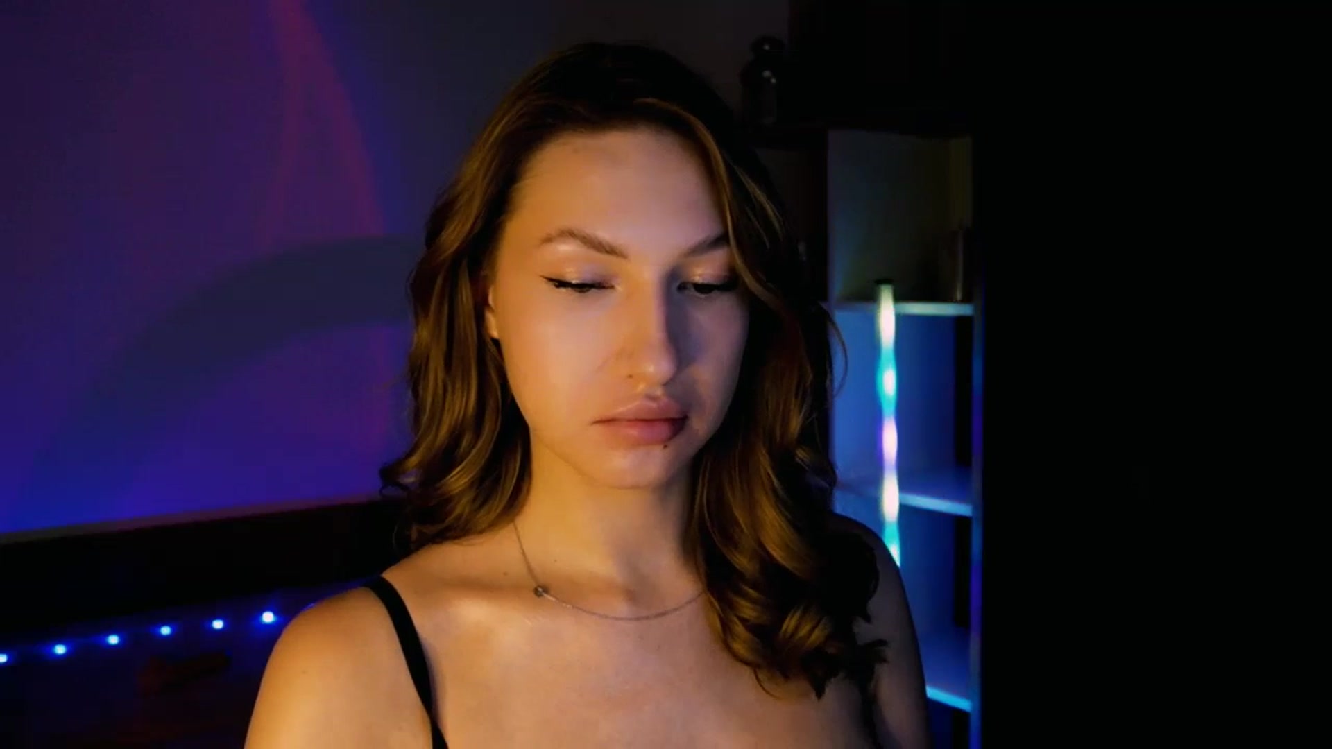 Gallery image thumbnail from LovelyGin's myfreecams stream on, 07/29/2025, 18:01 image 2 of 20