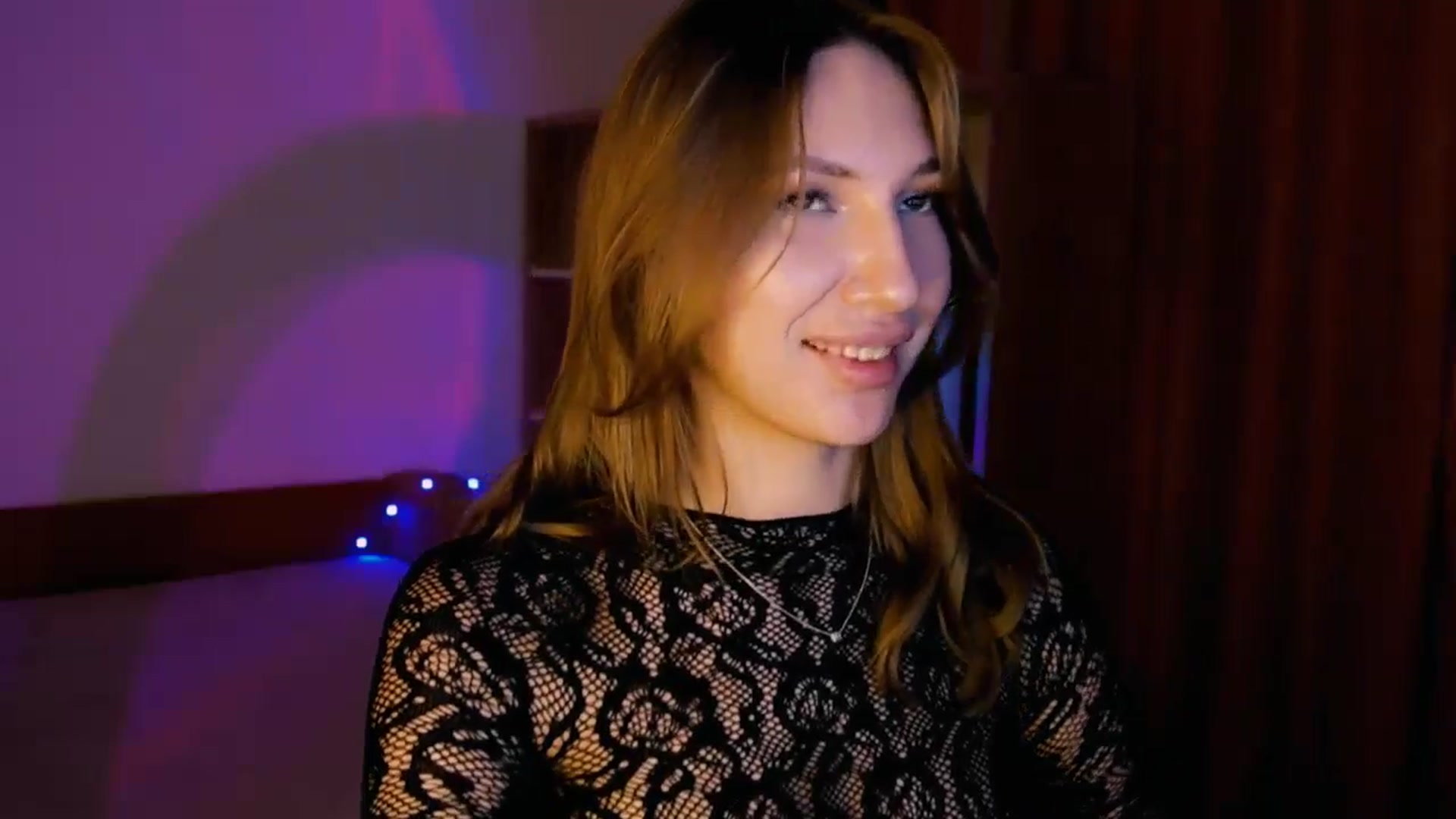 Gallery image thumbnail from LovelyGin's myfreecams stream on, 07/30/2025, 13:12 image 15 of 20