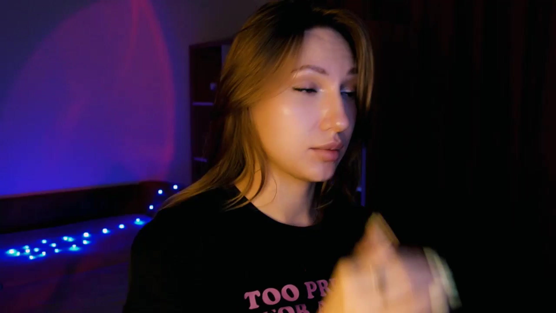 Gallery image thumbnail from LovelyGin's myfreecams stream on, 07/30/2025, 18:17 image 9 of 20