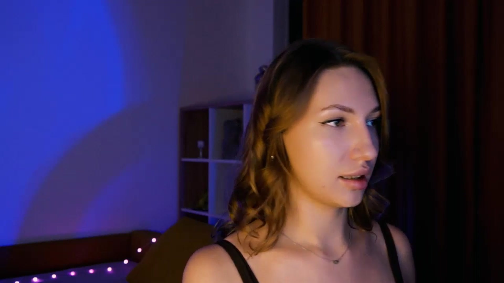 Gallery image thumbnail from LovelyGin's myfreecams stream on, 08/04/2025, 14:19 image 5 of 20