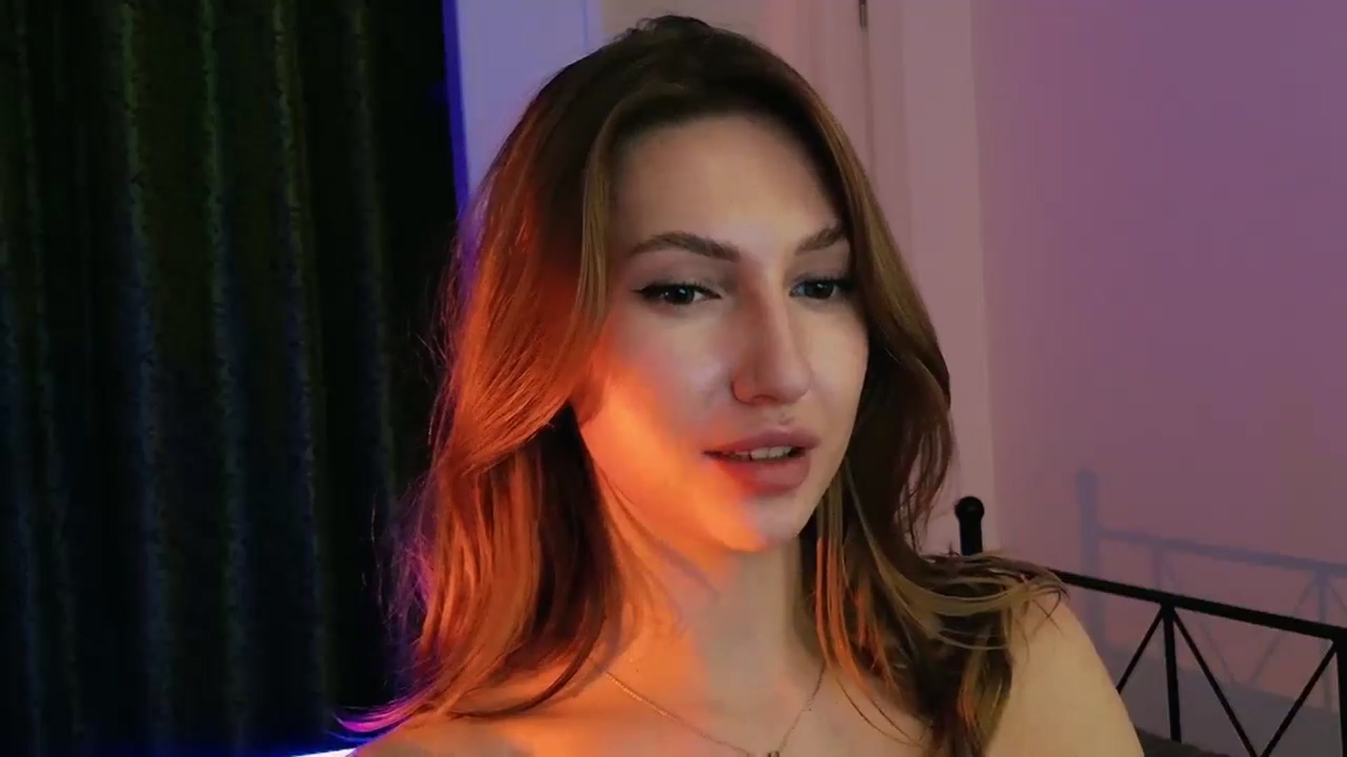 Gallery image thumbnail from LovelyGin's myfreecams stream on, 08/06/2025, 15:04 image 18 of 20