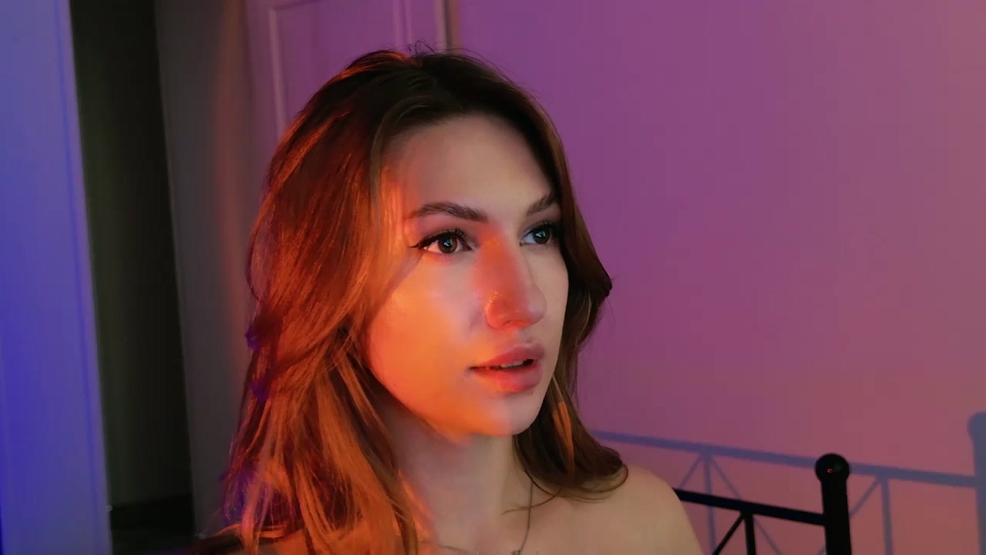 Gallery image thumbnail from LovelyGin's myfreecams stream on, 08/06/2025, 15:31 image 20 of 20