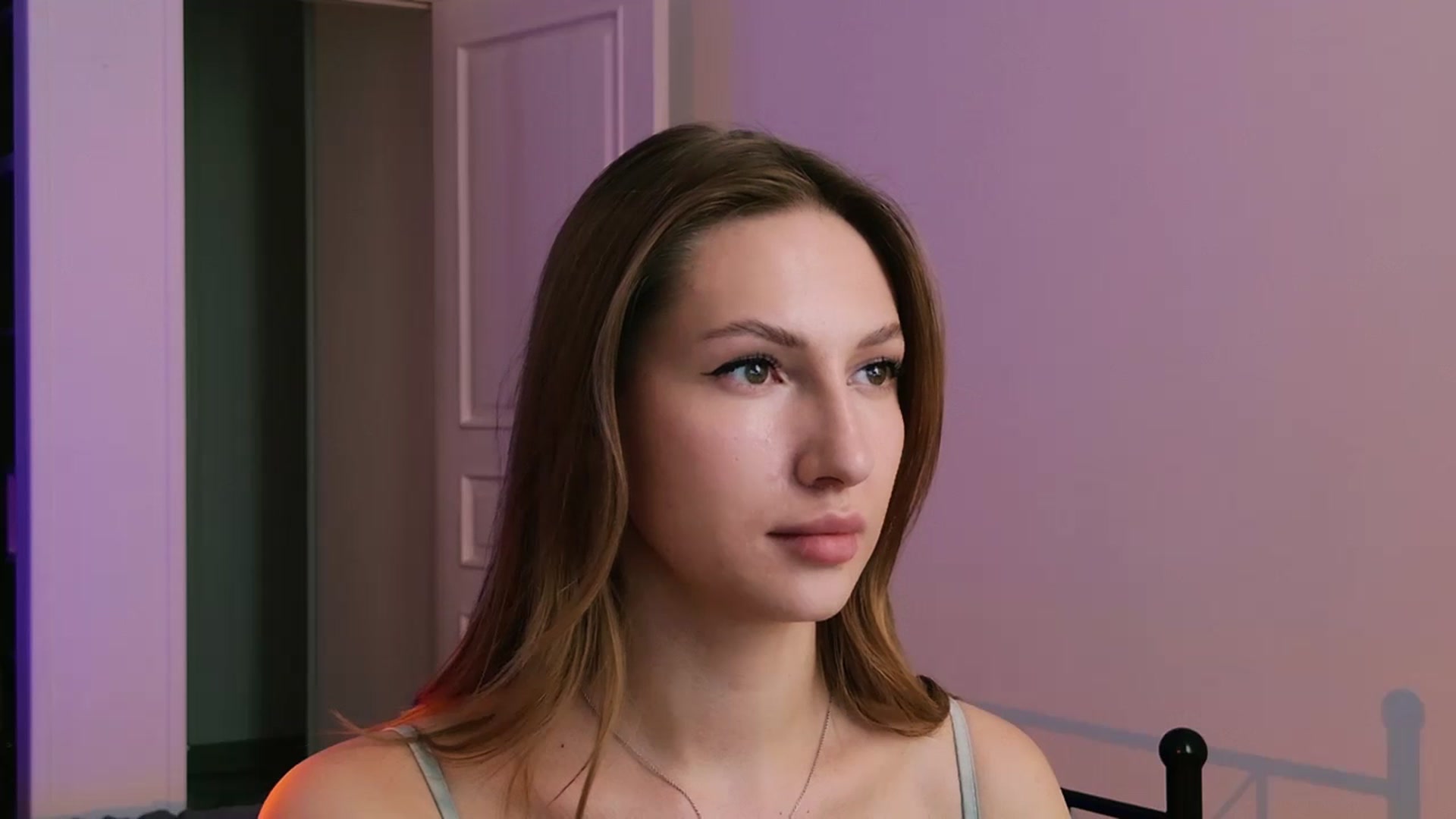 Gallery image thumbnail from LovelyGin's myfreecams stream on, 08/07/2025, 15:19 image 16 of 20