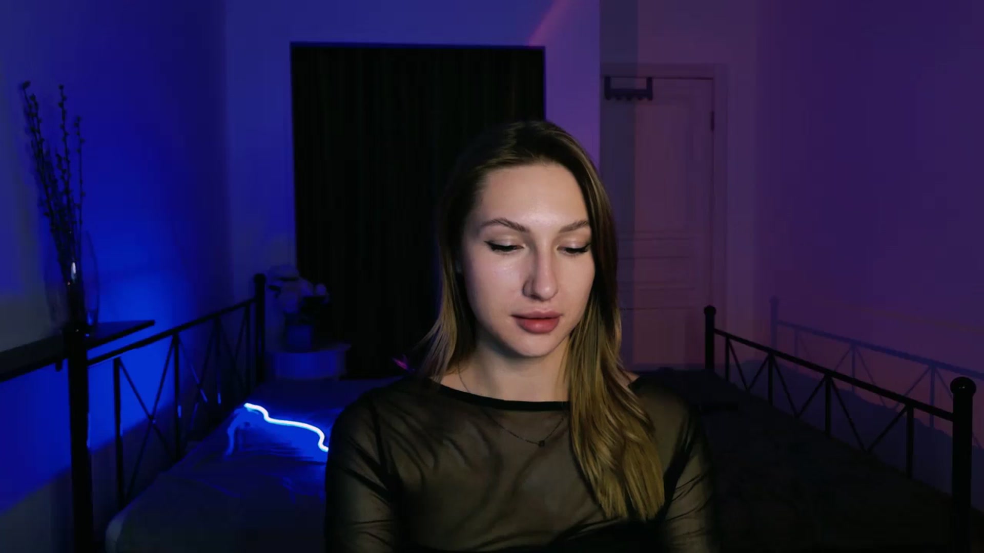 Gallery image thumbnail from LovelyGin's myfreecams stream on, 08/07/2025, 17:24 image 8 of 20