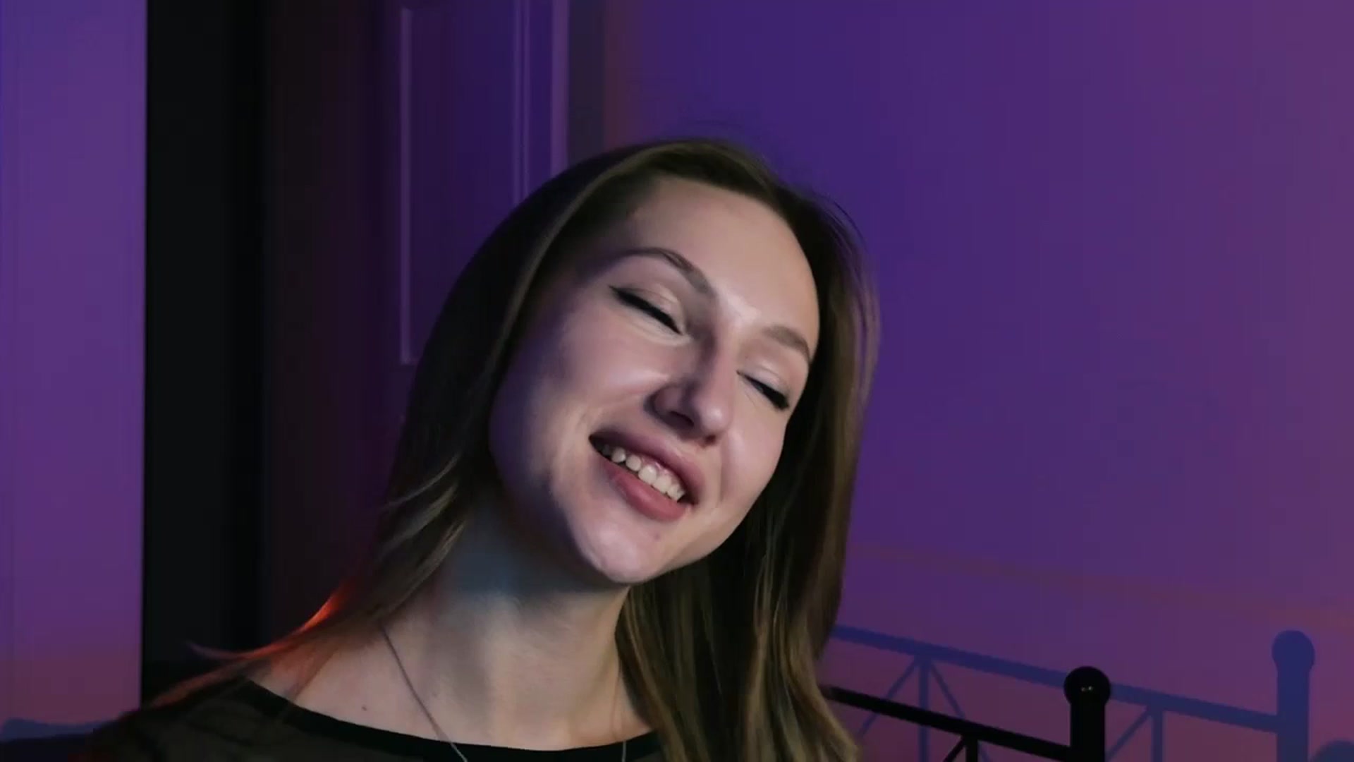 Gallery image thumbnail from LovelyGin's myfreecams stream on, 08/07/2025, 17:44 image 20 of 20