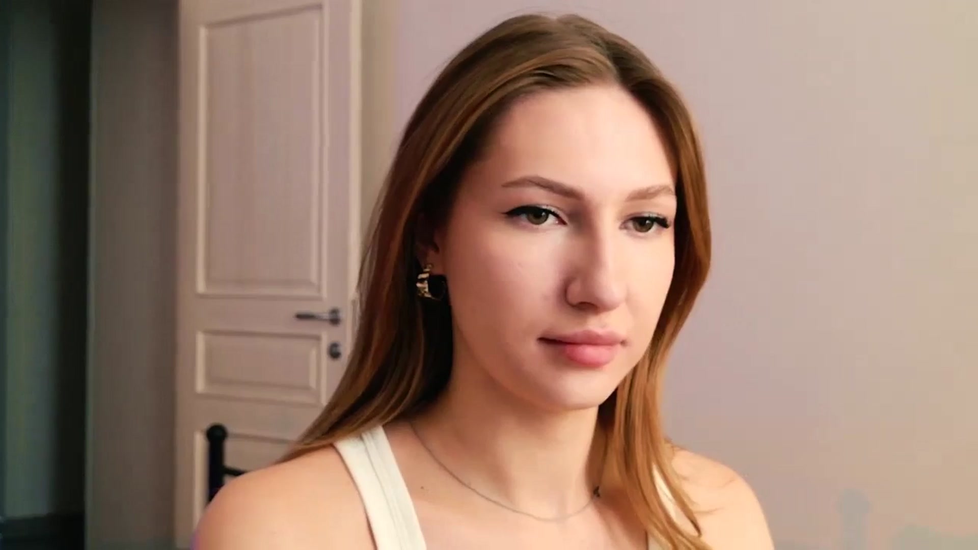 Gallery image thumbnail from LovelyGin's myfreecams stream on, 08/08/2025, 13:47 image 18 of 20