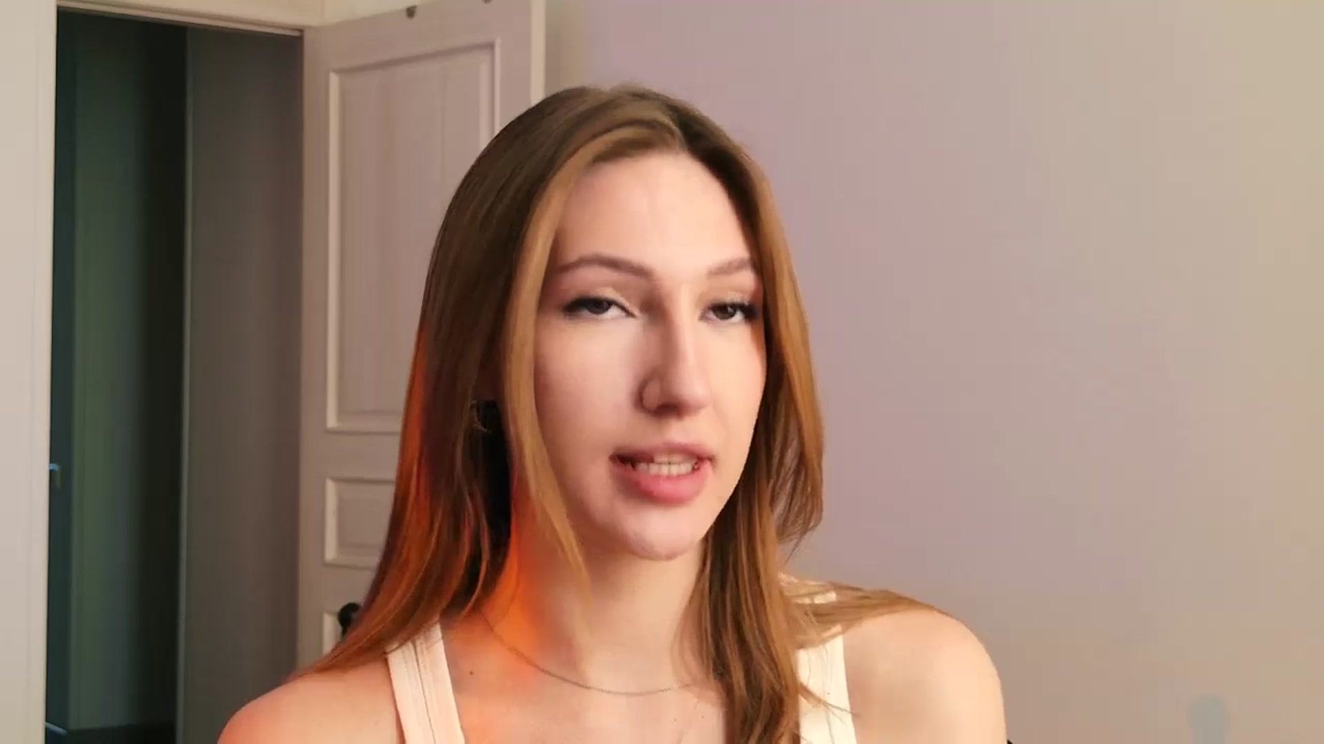 Gallery image thumbnail from LovelyGin's myfreecams stream on, 08/08/2025, 13:47 image 14 of 20
