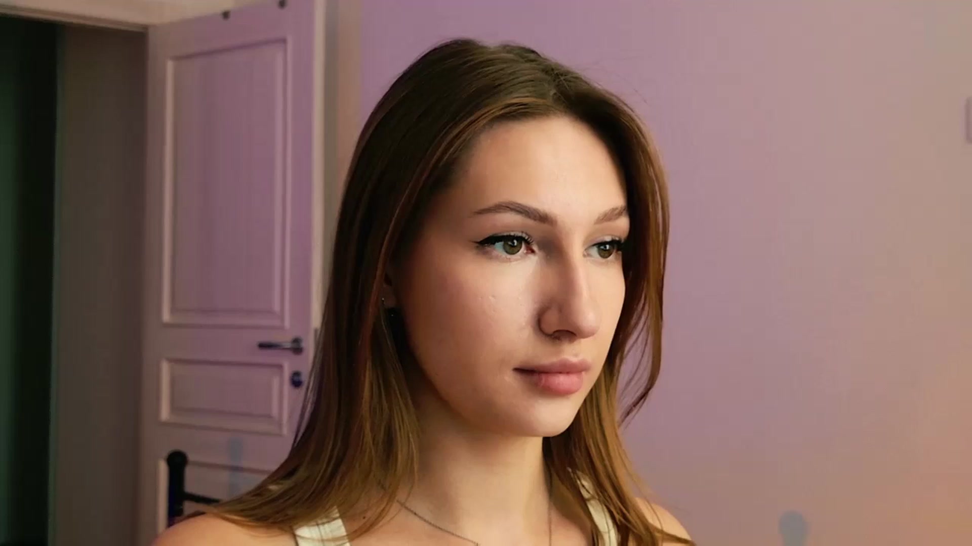 Gallery image thumbnail from LovelyGin's myfreecams stream on, 08/08/2025, 16:47 image 2 of 20