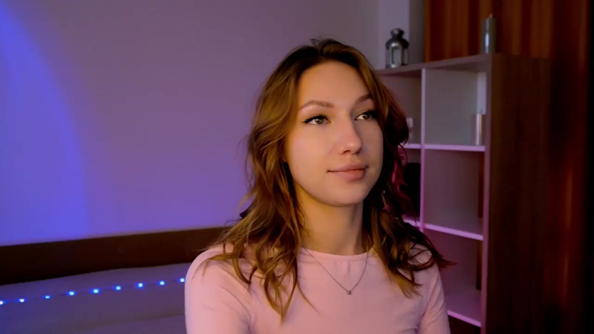 Gallery image thumbnail from LovelyGin's myfreecams stream on, 08/12/2025, 15:04 image 14 of 20