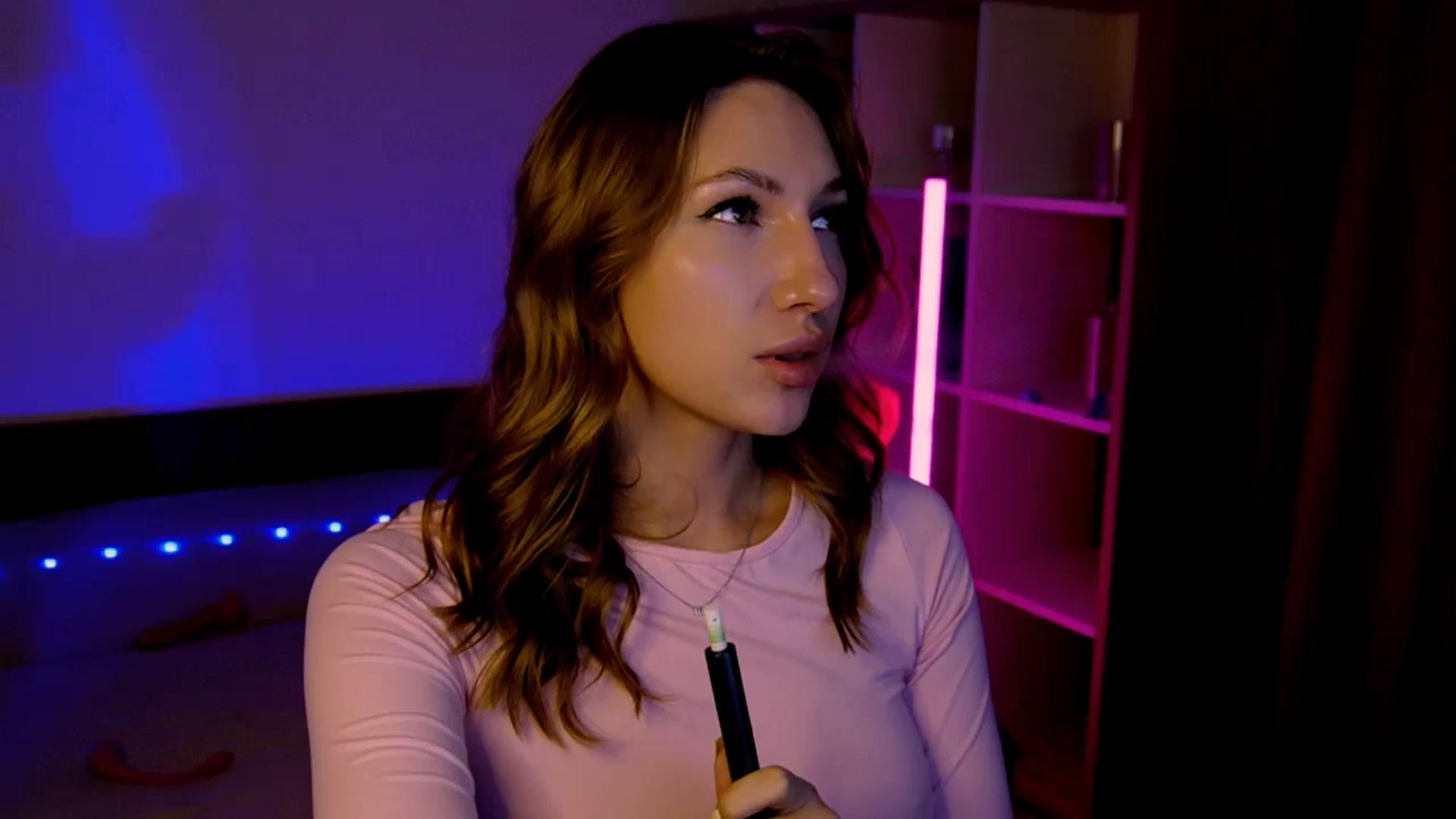 Gallery image thumbnail from LovelyGin's myfreecams stream on, 08/12/2025, 18:54 image 2 of 20