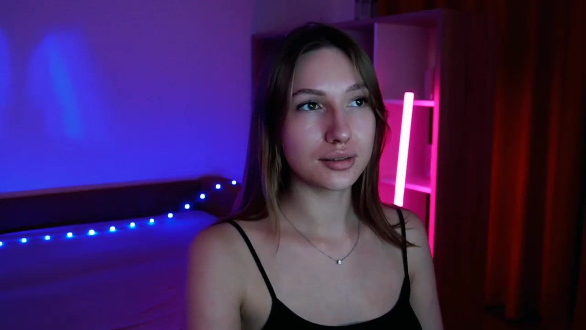 Gallery image thumbnail from LovelyGin's myfreecams stream on, 08/13/2025, 13:23 image 20 of 20