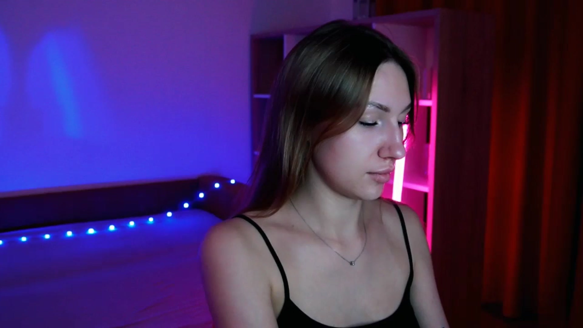 Gallery image thumbnail from LovelyGin's myfreecams stream on, 08/13/2025, 13:23 image 19 of 20
