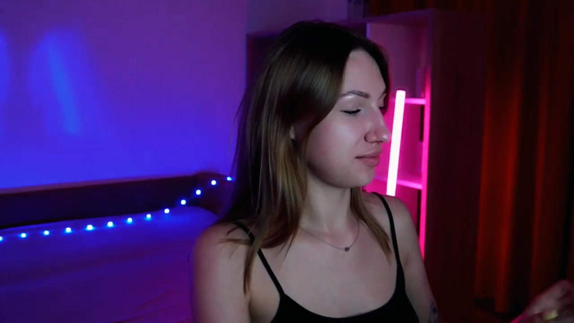 Gallery image thumbnail from LovelyGin's myfreecams stream on, 08/13/2025, 13:44 image 5 of 20