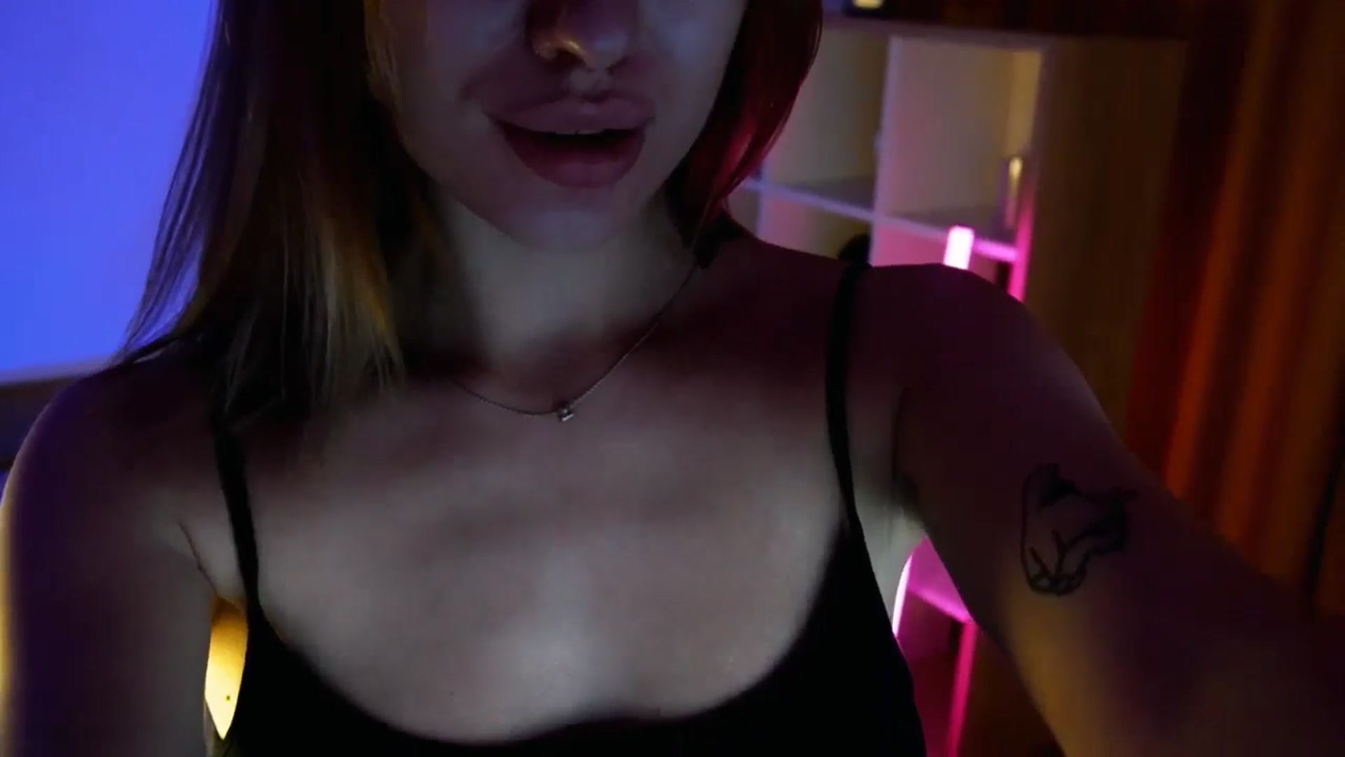 Gallery image thumbnail from LovelyGin's myfreecams stream on, 08/13/2025, 18:35 image 2 of 20