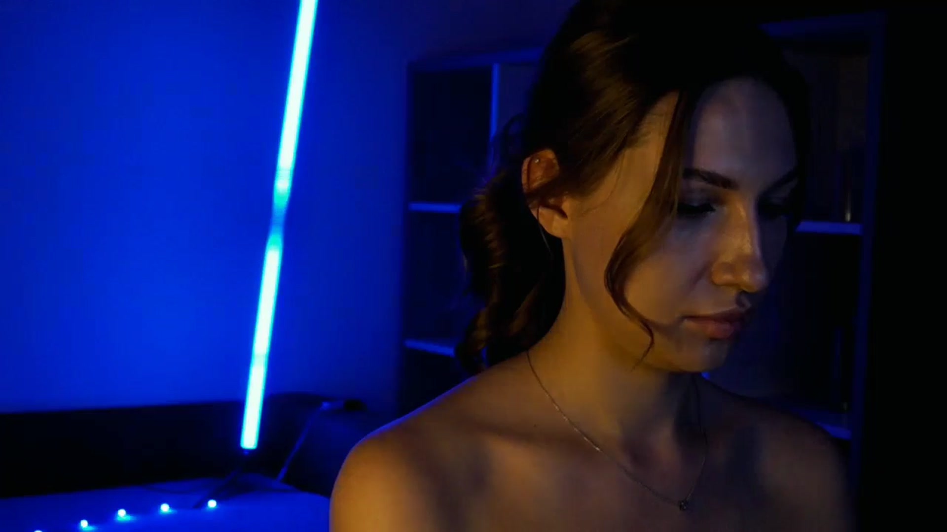 Gallery image thumbnail from LovelyGin's myfreecams stream on, 08/14/2025, 16:58 image 16 of 20