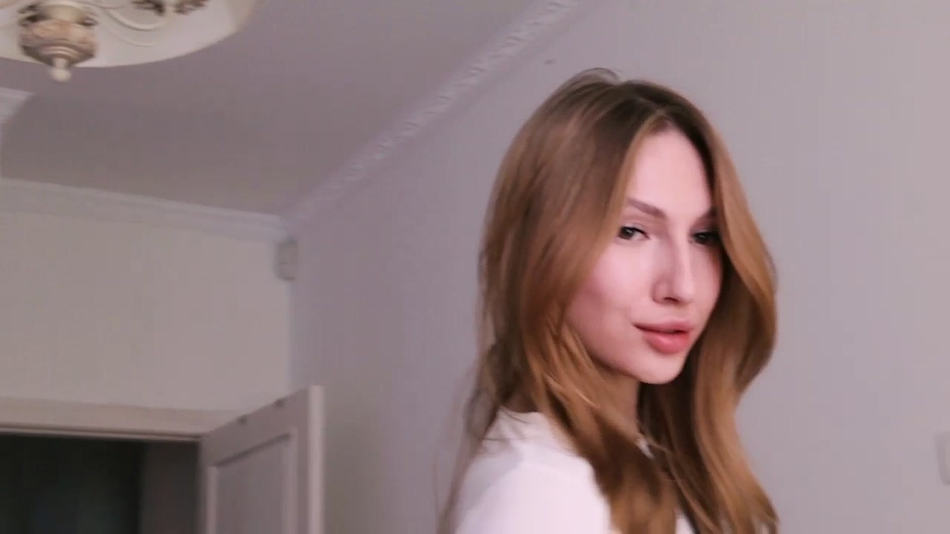 Gallery image thumbnail from LovelyGin's myfreecams stream on, 08/15/2025, 14:00 image 4 of 20