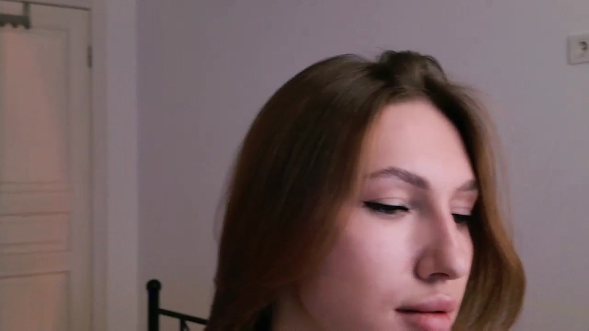 Gallery image thumbnail from LovelyGin's myfreecams stream on, 08/15/2025, 14:58 image 8 of 20