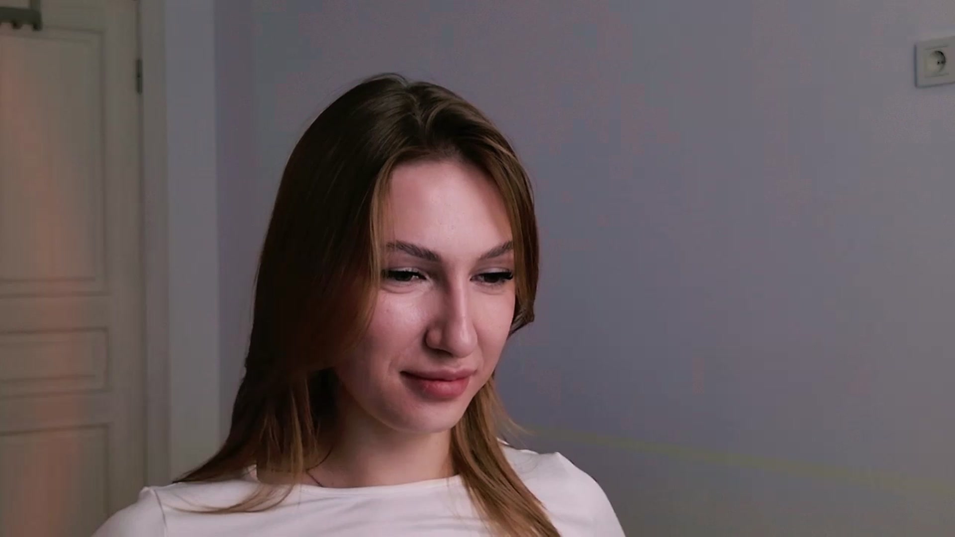 Gallery image thumbnail from LovelyGin's myfreecams stream on, 08/15/2025, 14:58 image 18 of 20