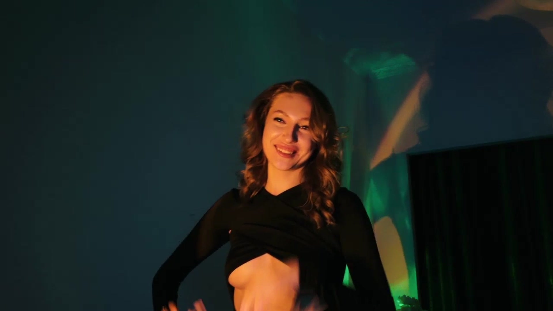 Gallery image thumbnail from LovelyGin's myfreecams stream on, 08/19/2025, 19:16 image 5 of 20